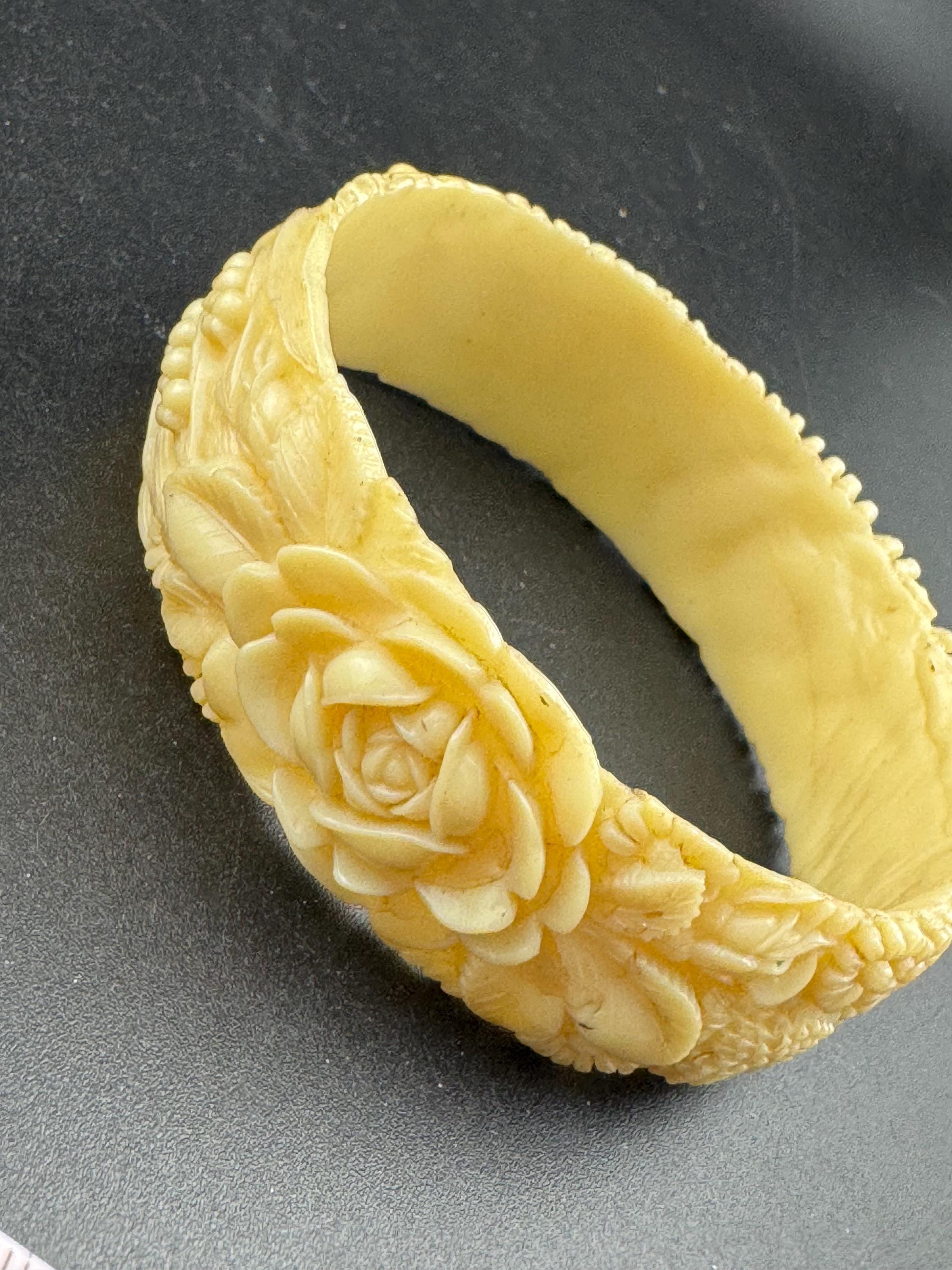 Antique Vintage Early Plastic Faux Bone Horn Celluloid Carved Bangle Bracelet