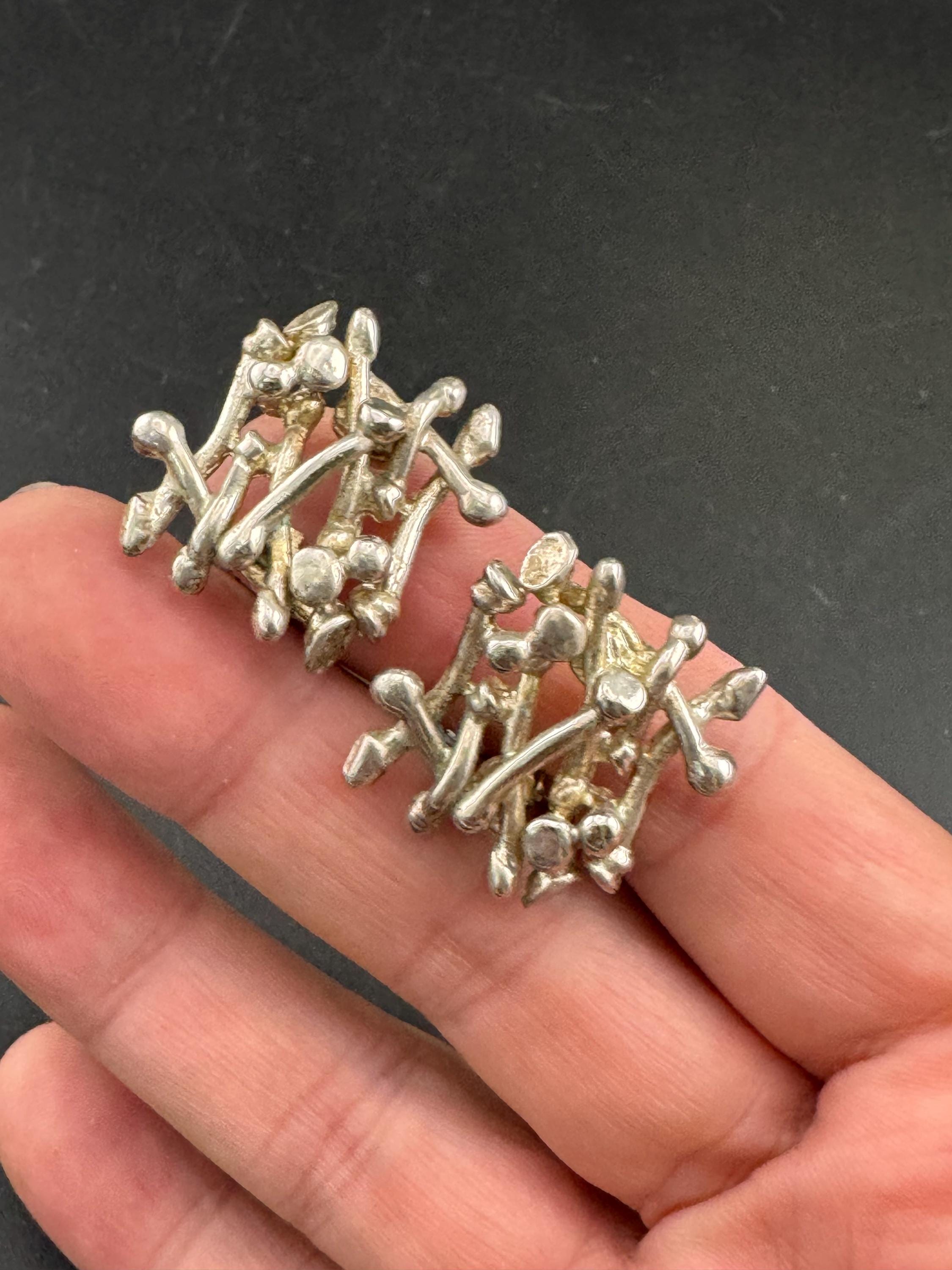 Signed dolce vita Silver tone modernist clip on earrings French designer