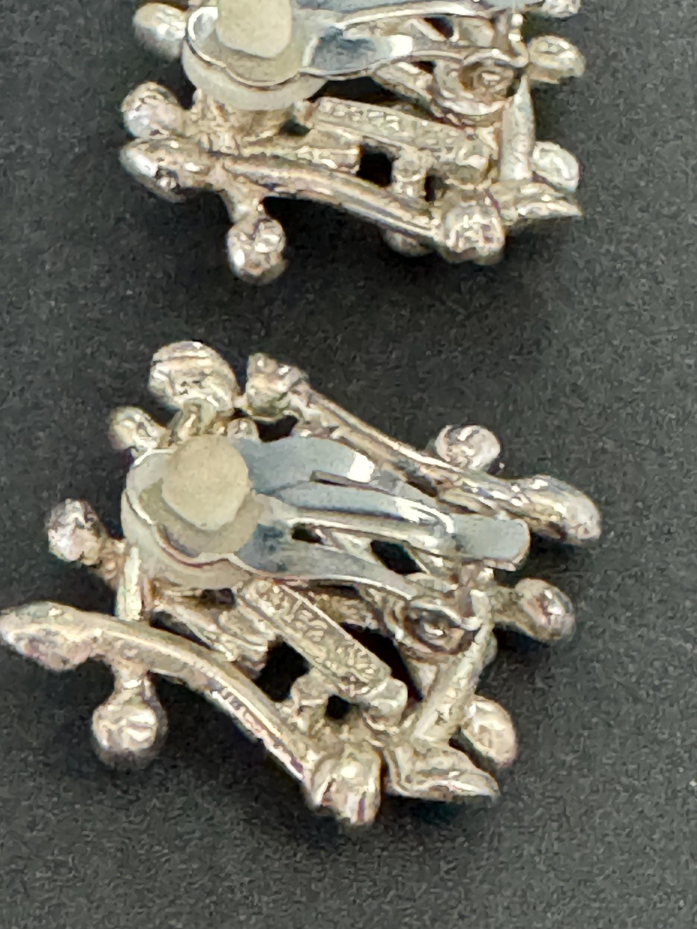 Signed dolce vita Silver tone modernist clip on earrings French designer