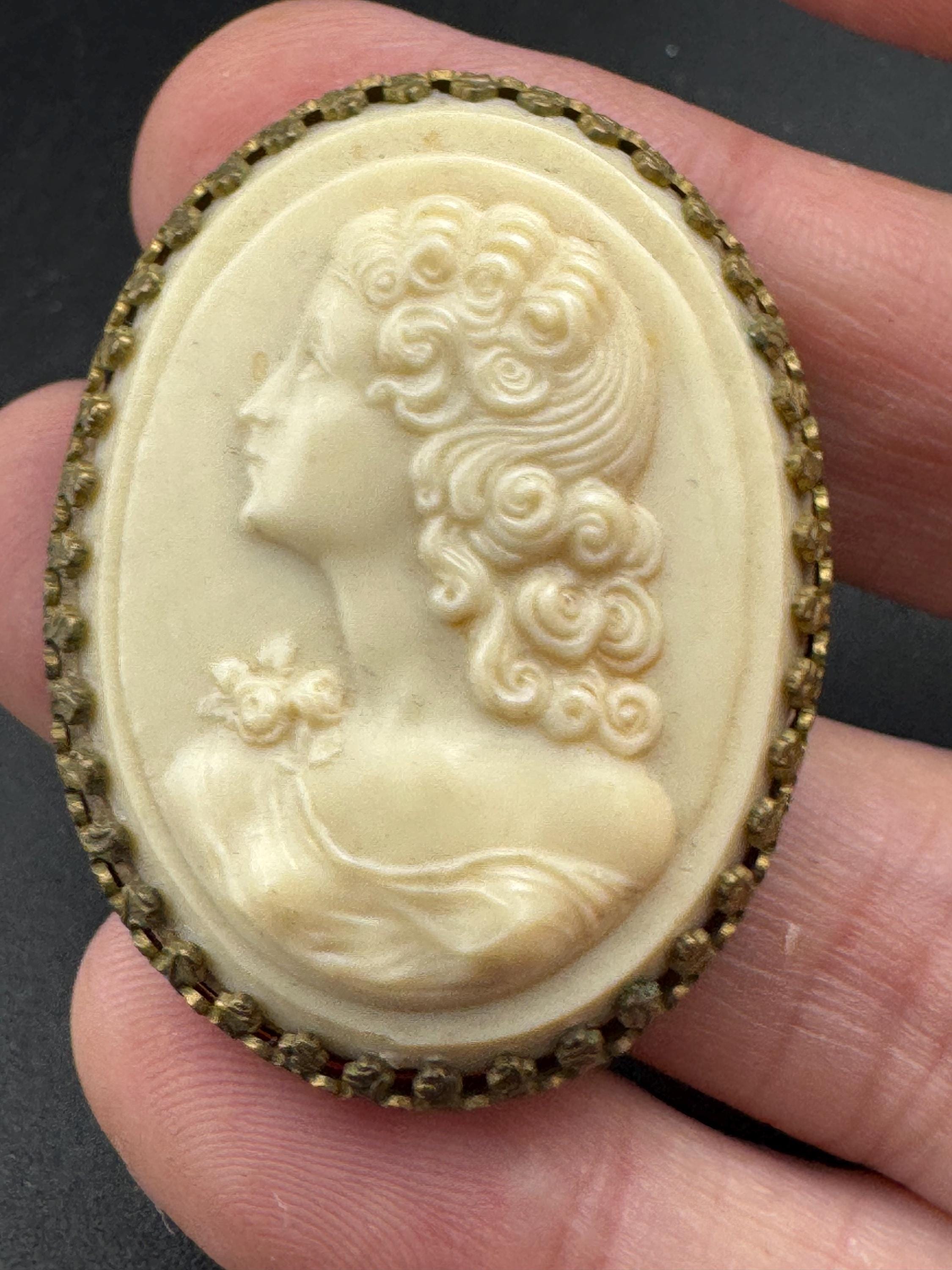 Vintage cream celluloid framed lady cameo brooch, French early plastic