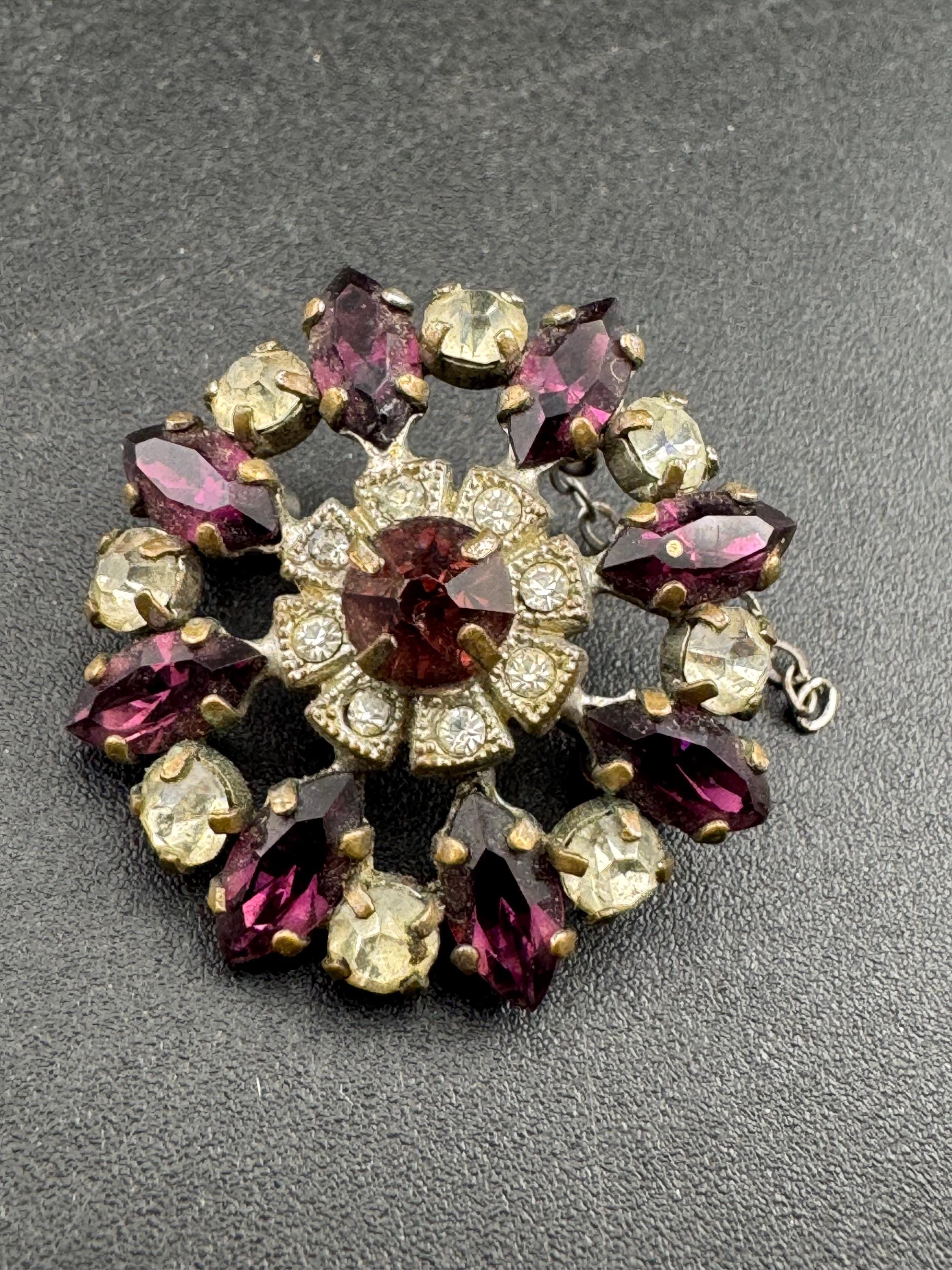 Edwardian amethyst rhinestone small Brooch with c clasp, purple and clear