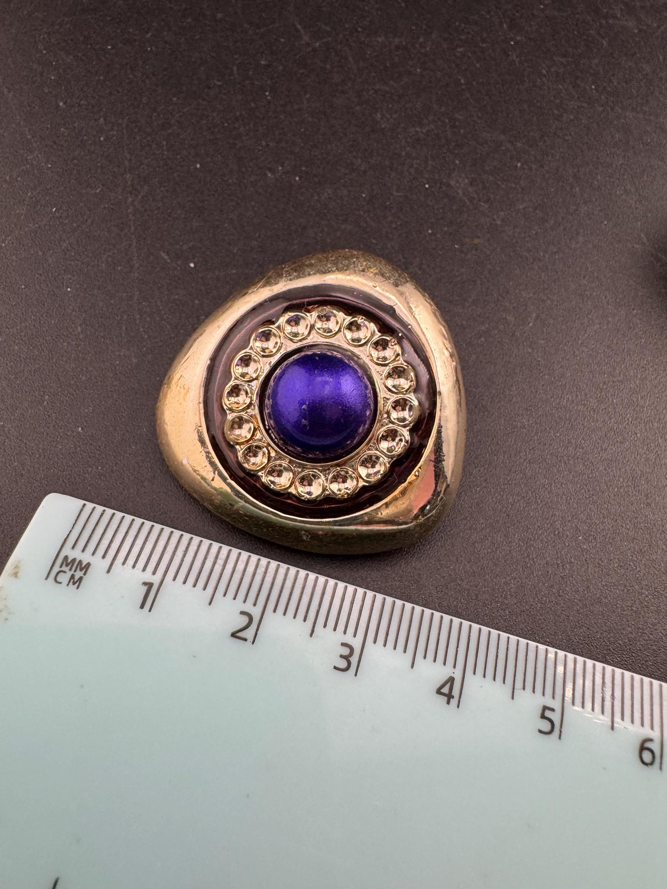 Vintage plastic oversized triangular gold tone purple cabochon clip on earrings 3.5cm