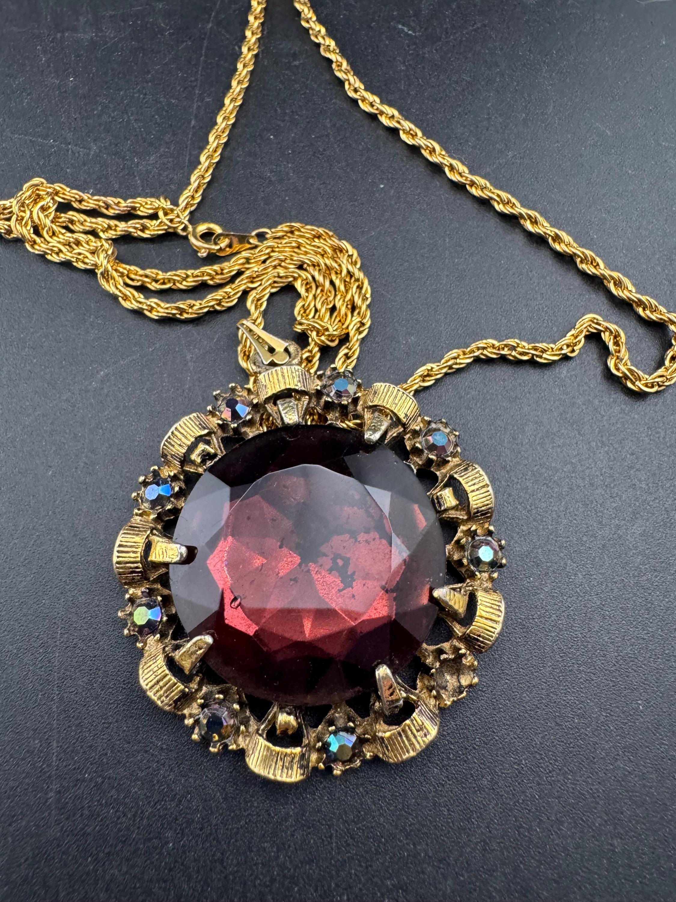 Vintage Purple amethyst Glass gold tone round pendant 1970s brutalist modernist