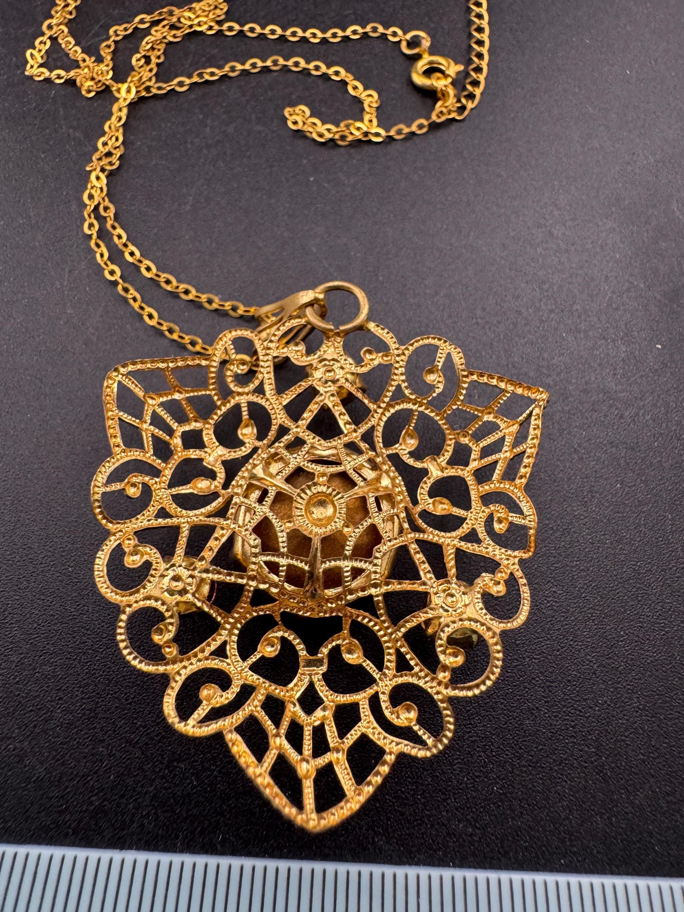 Vintage Purple amethyst Glass gold tone filigree pendant 1970s brutalist modernist