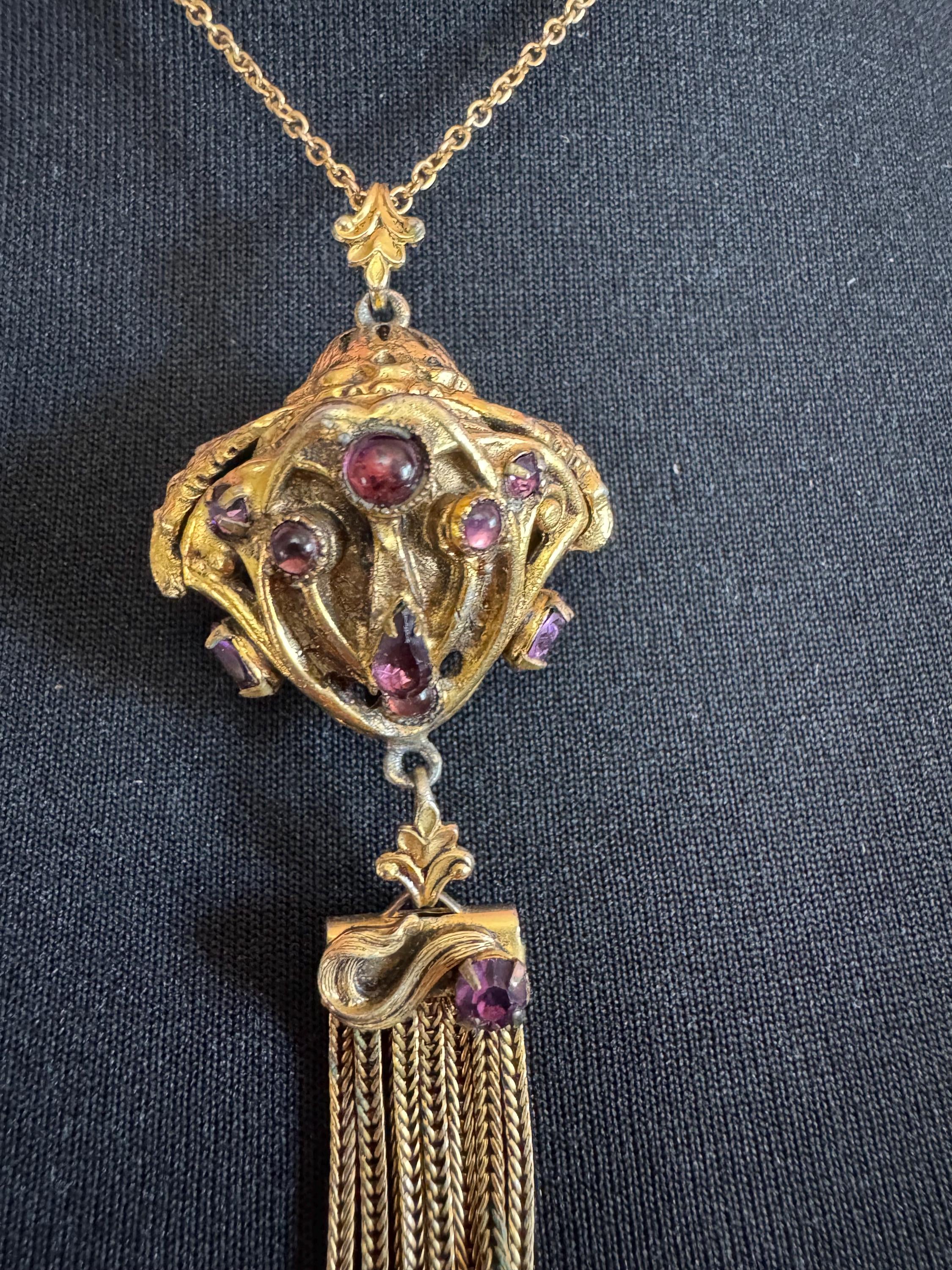 Vintage Gold Tone ornate amethyst tassel Pendant Necklace, Purple rhinestones