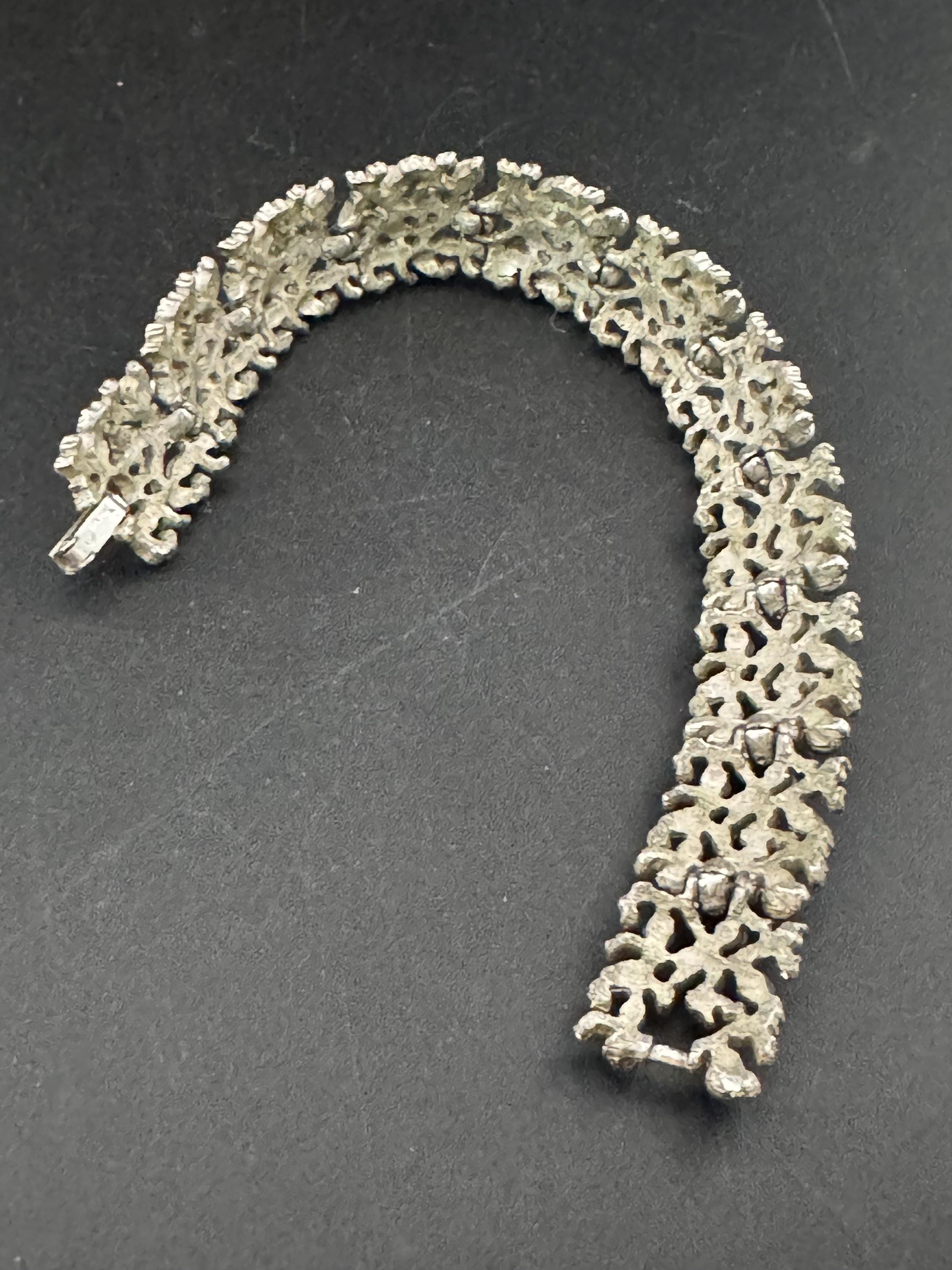 Brutalist ball beaded panel link bracelet 18.5cm , silver tone 1970s