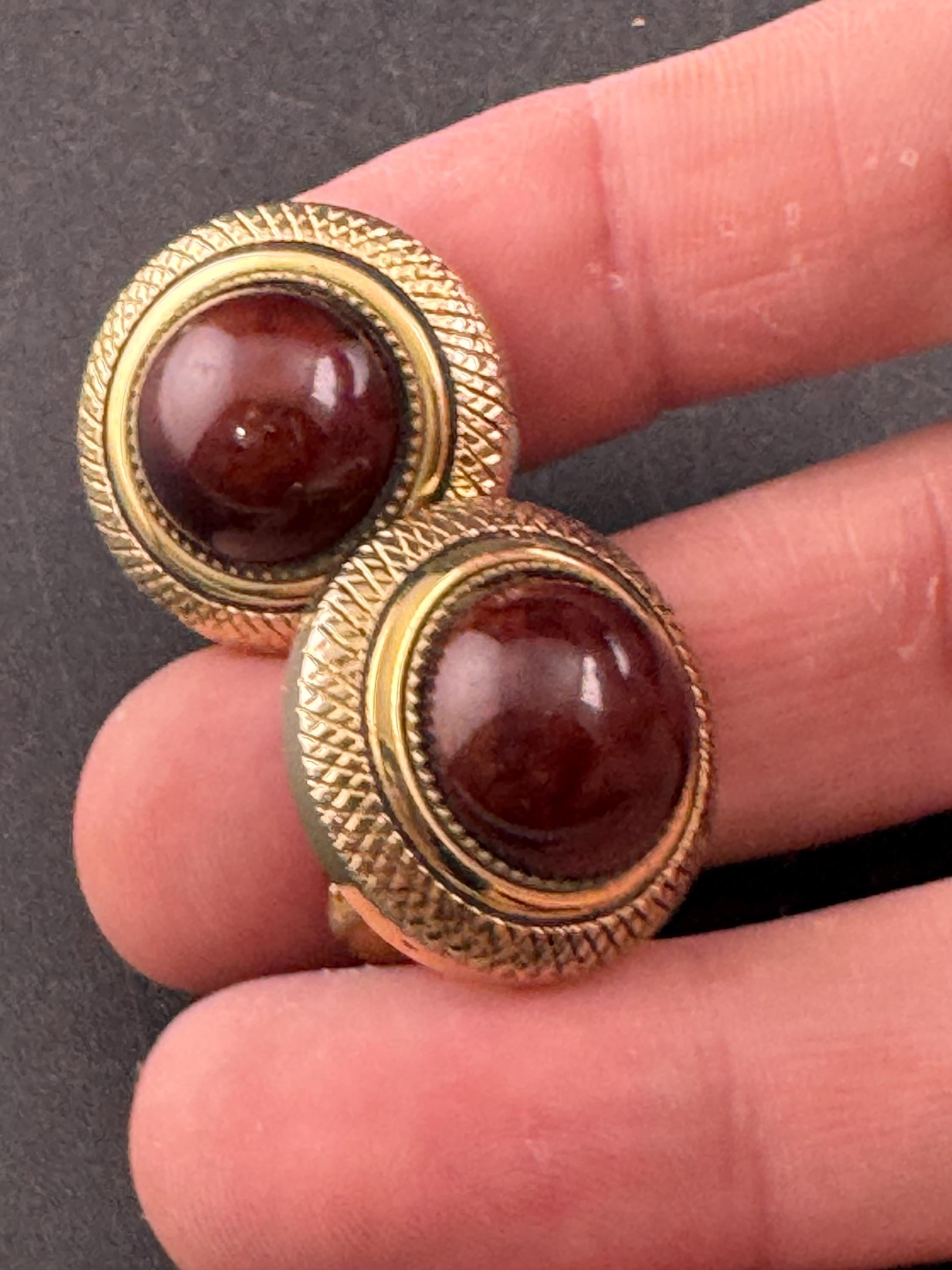 Vintage warm brown acrylic domed stud clip on earrings, gold tone 2cm