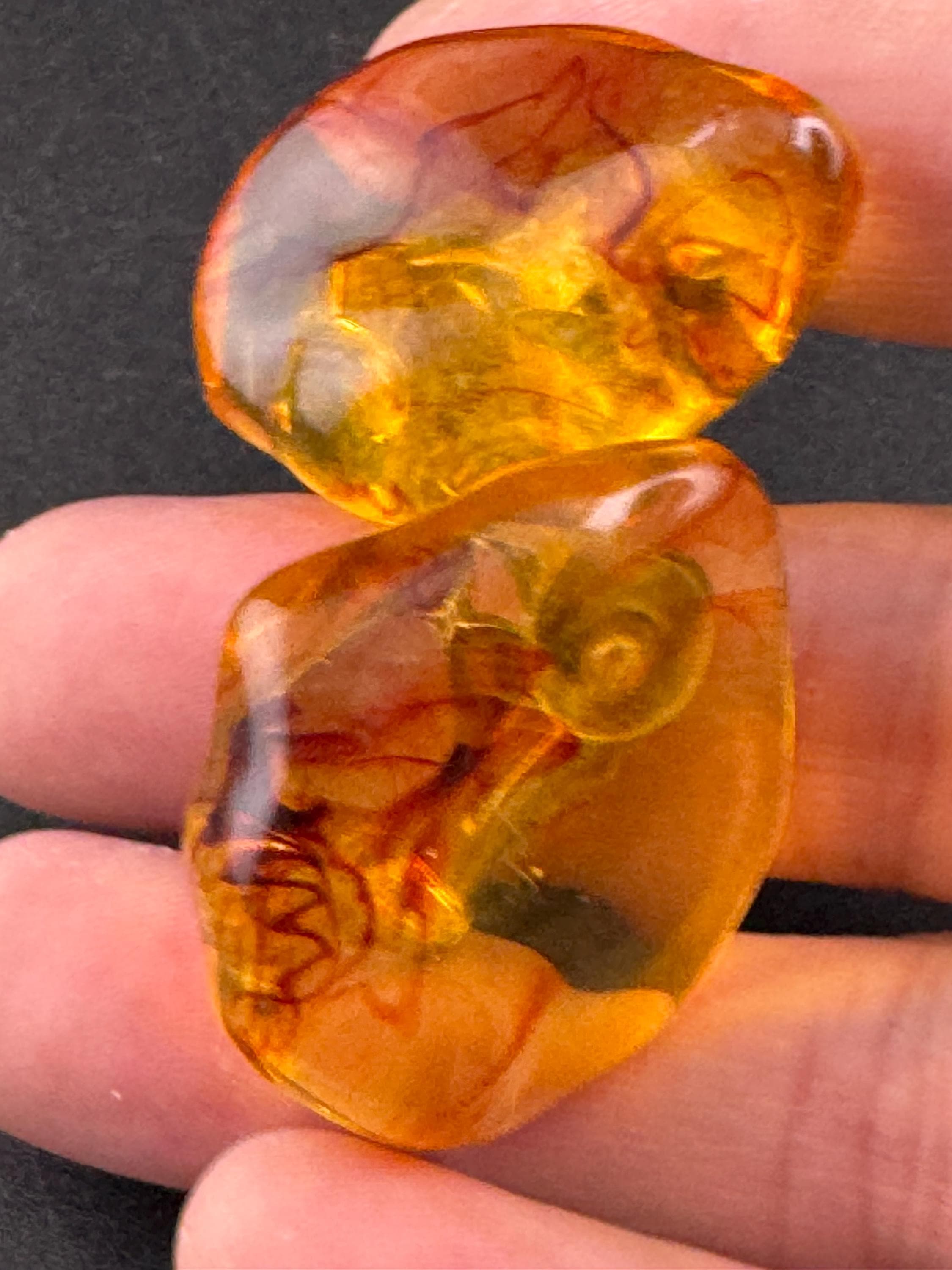 Vintage Plastic Amber Brown acrylic nugget clip on Earrings