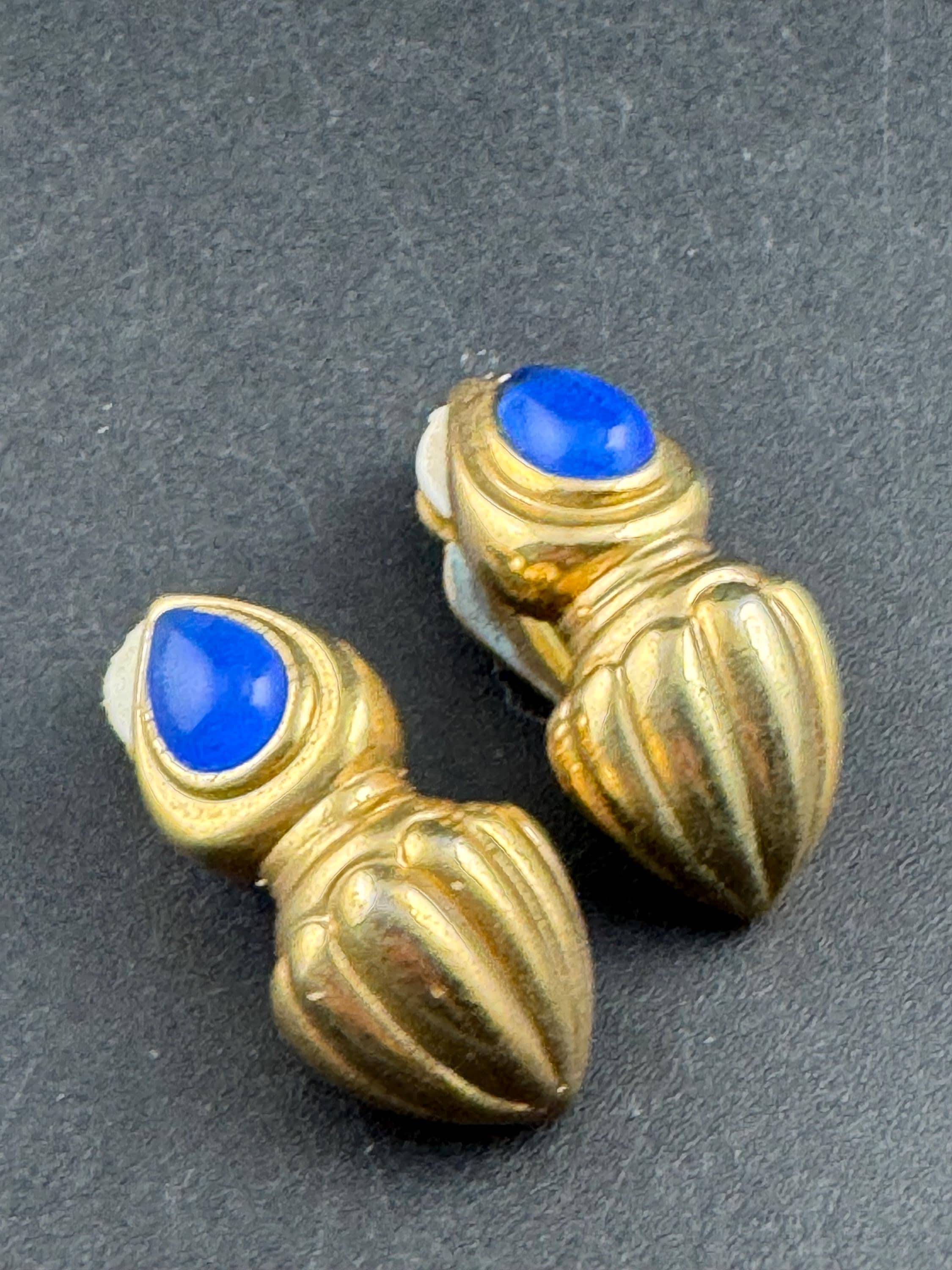 Vintage 1980s cabochon Clip On Earrings: Sapphire Blue Glass Gripoix style