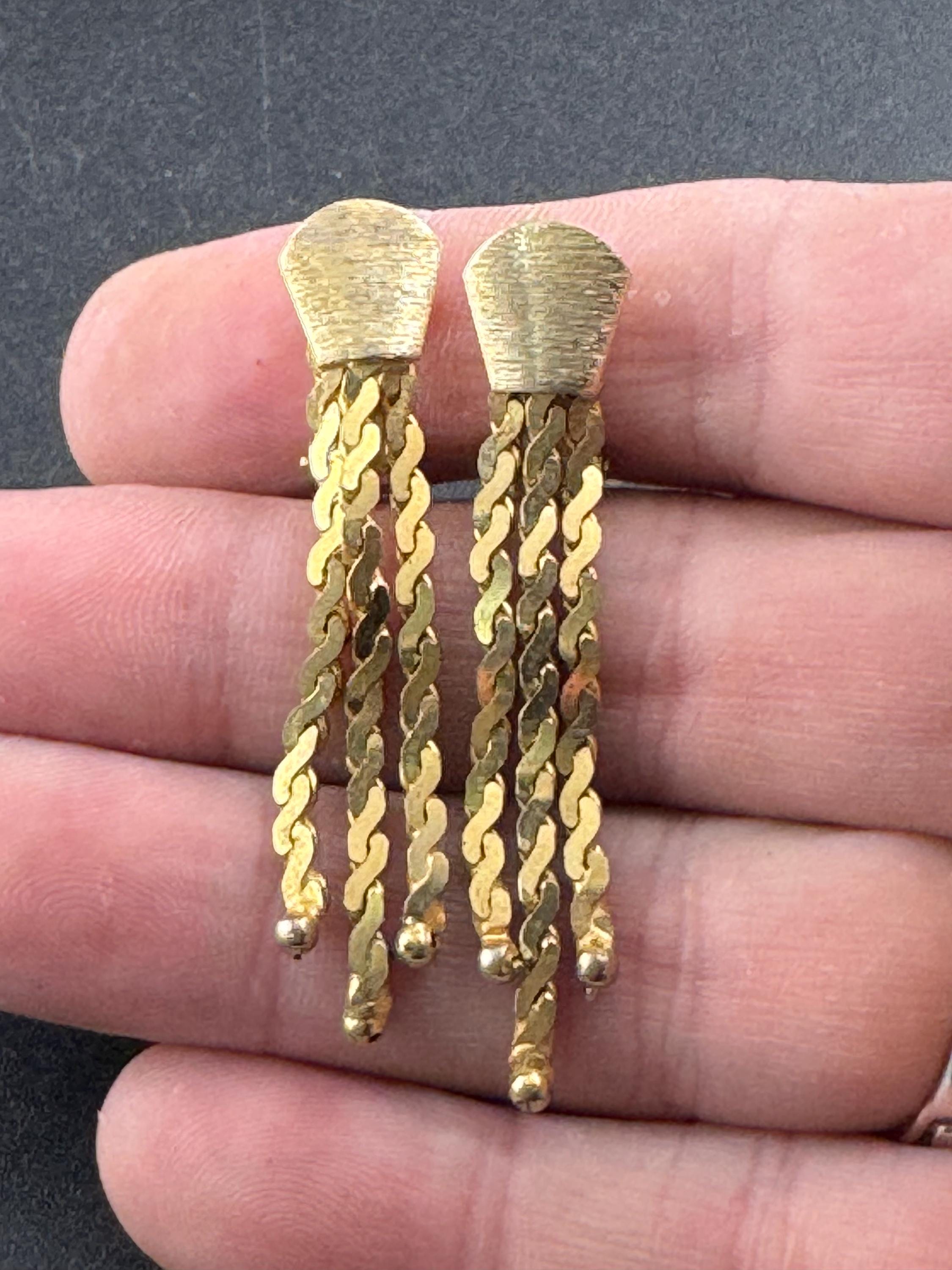 4.5cm Vintage serpentine chain tassel clip on earrings, brushed gold tone