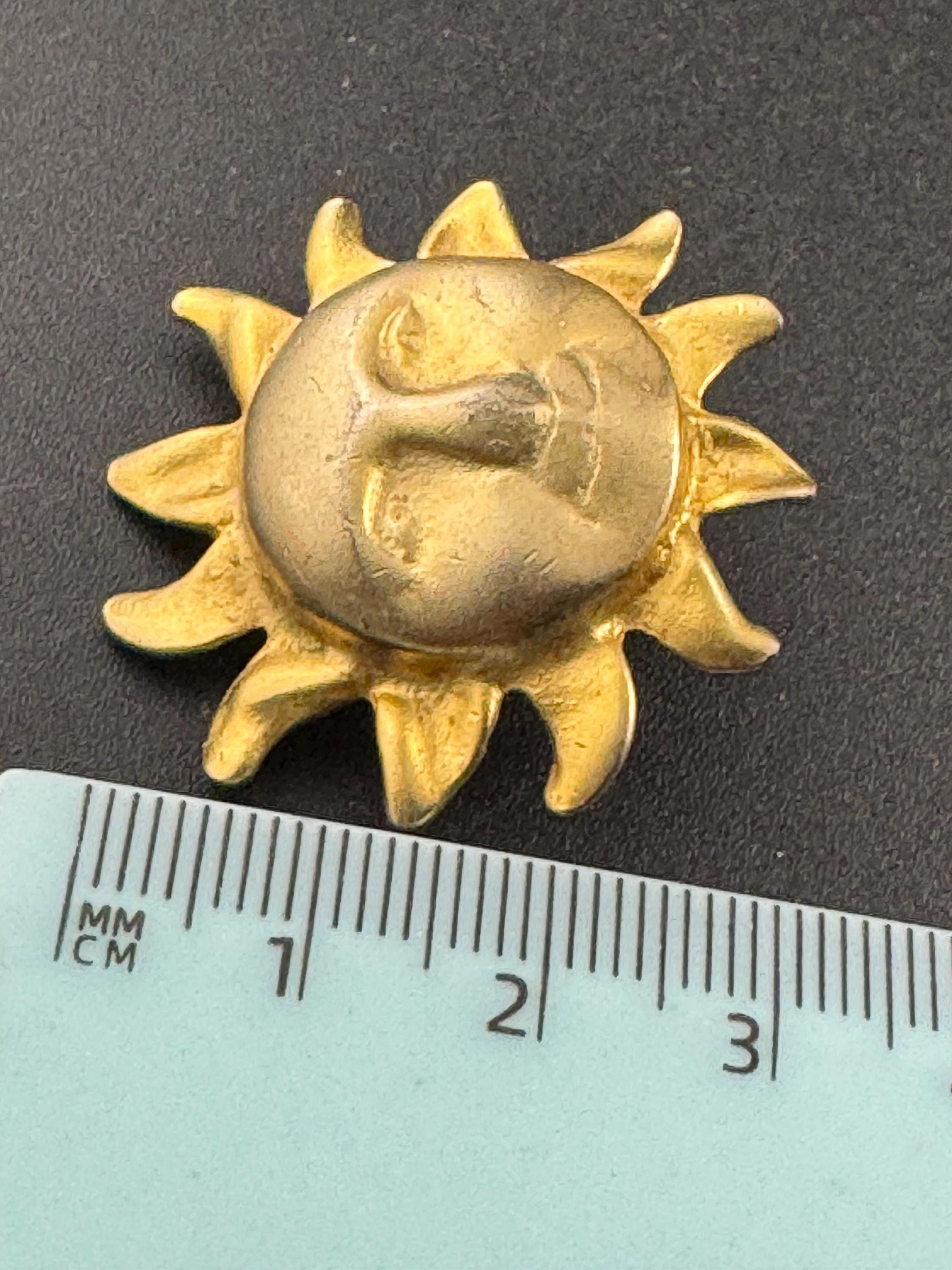 Matte Gold Tone sun face Clip On Earrings: studs