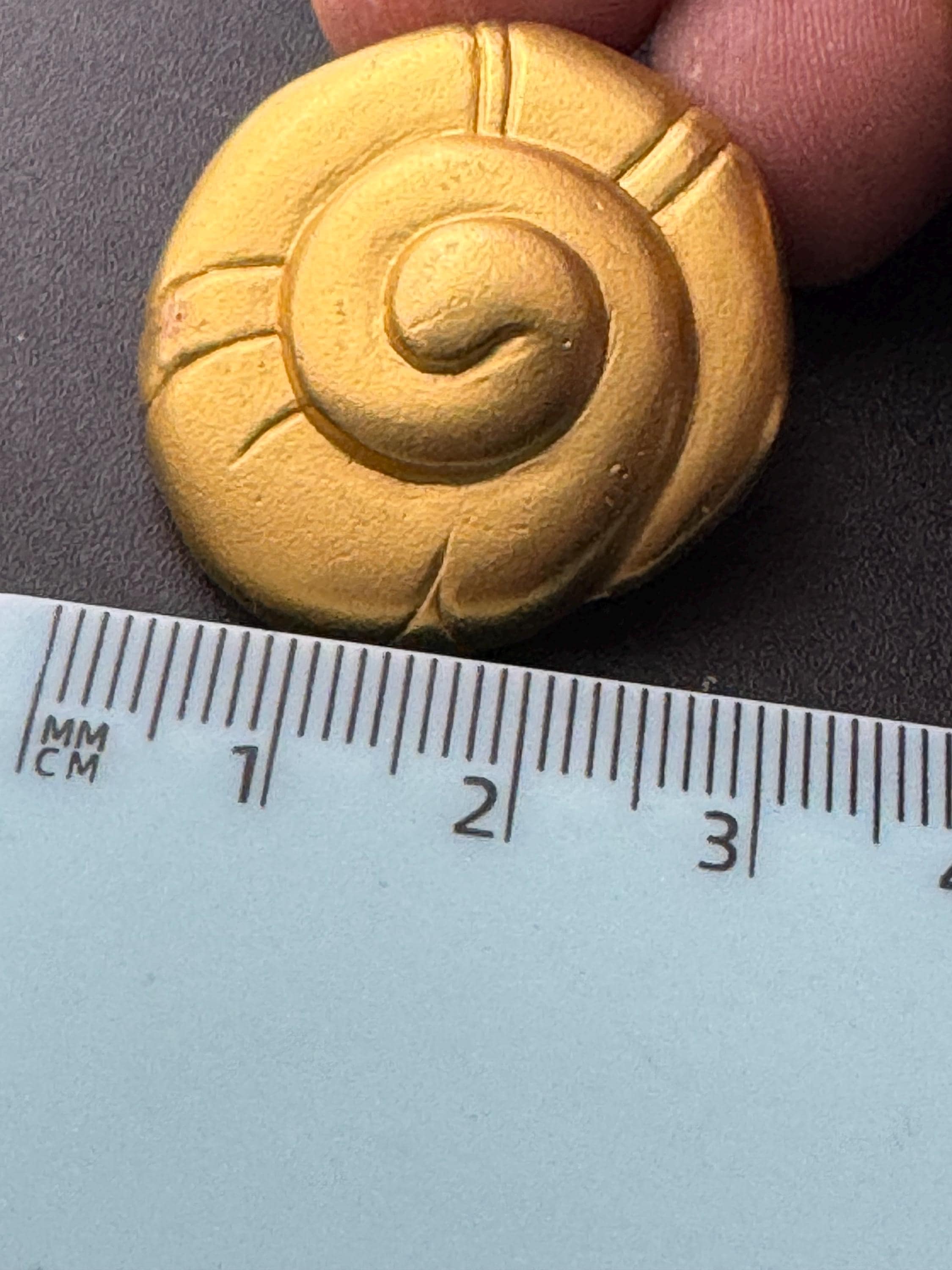 Vintage nautical seashell anmonite clip on earrings, 1980s Matt gold tone tone