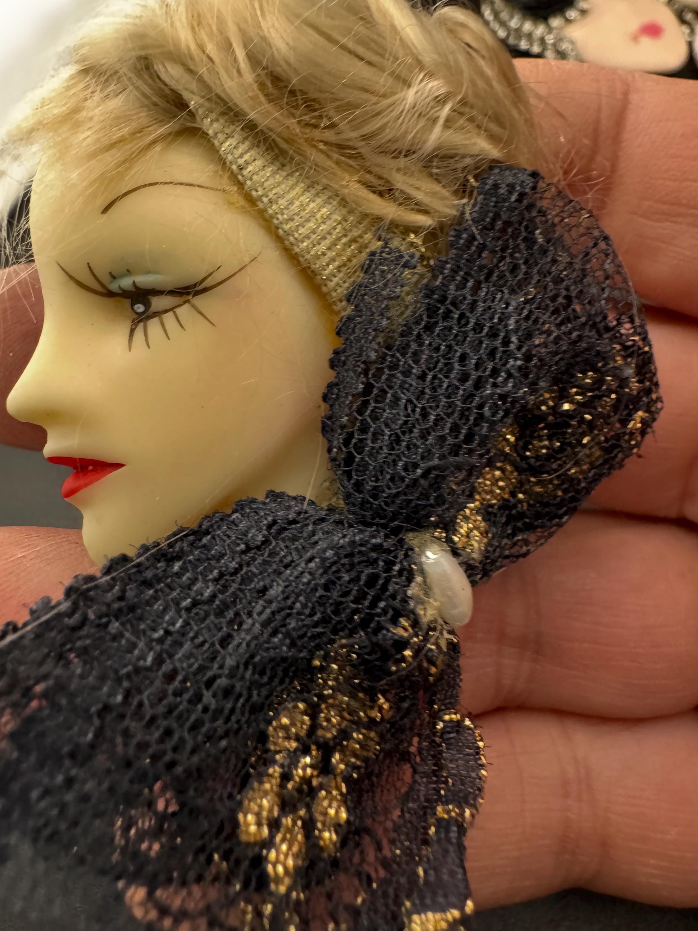 vintage flapper face brooch, art deco lady pin with lace bow