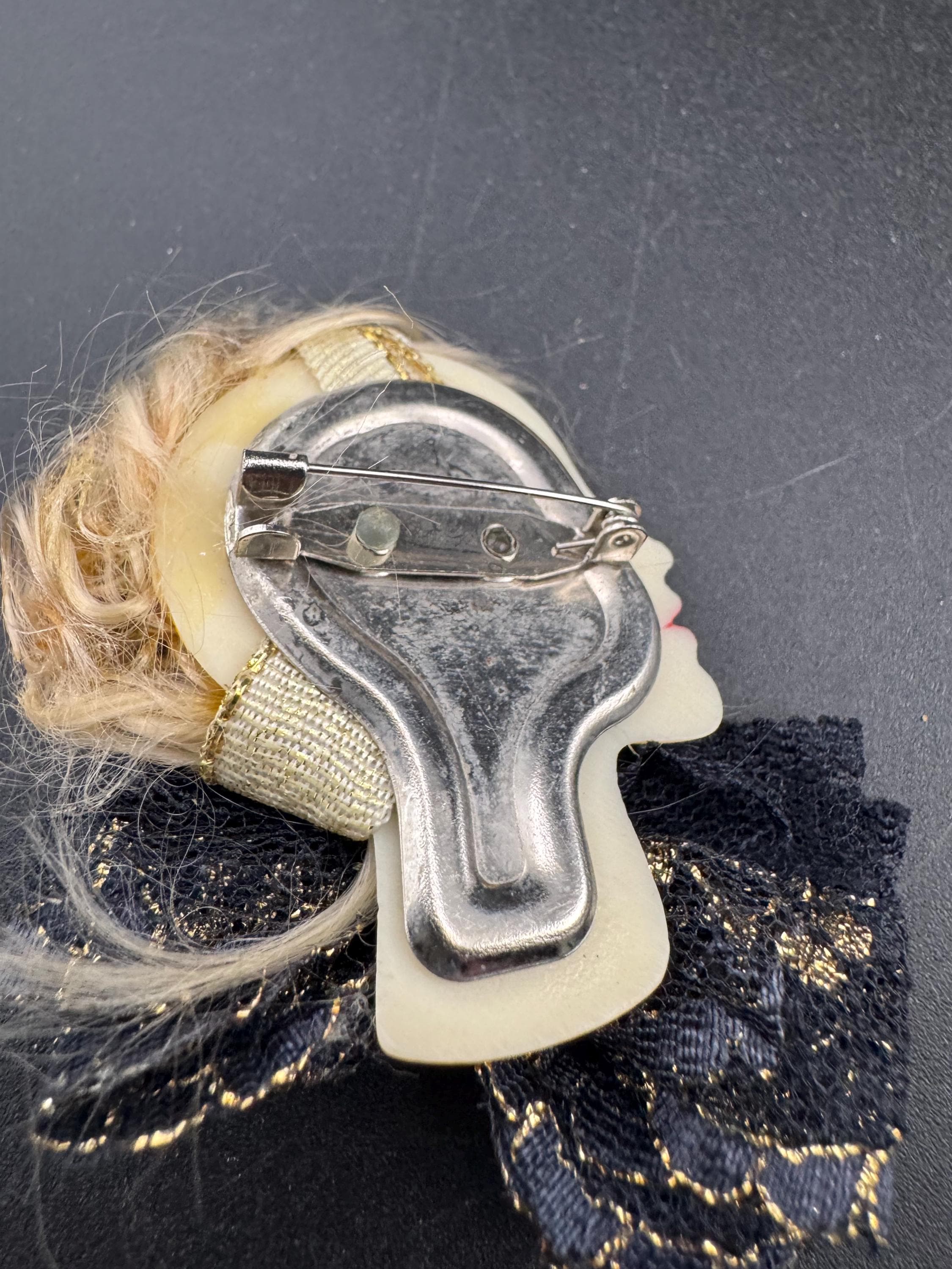 vintage flapper face brooch, art deco lady pin with lace bow