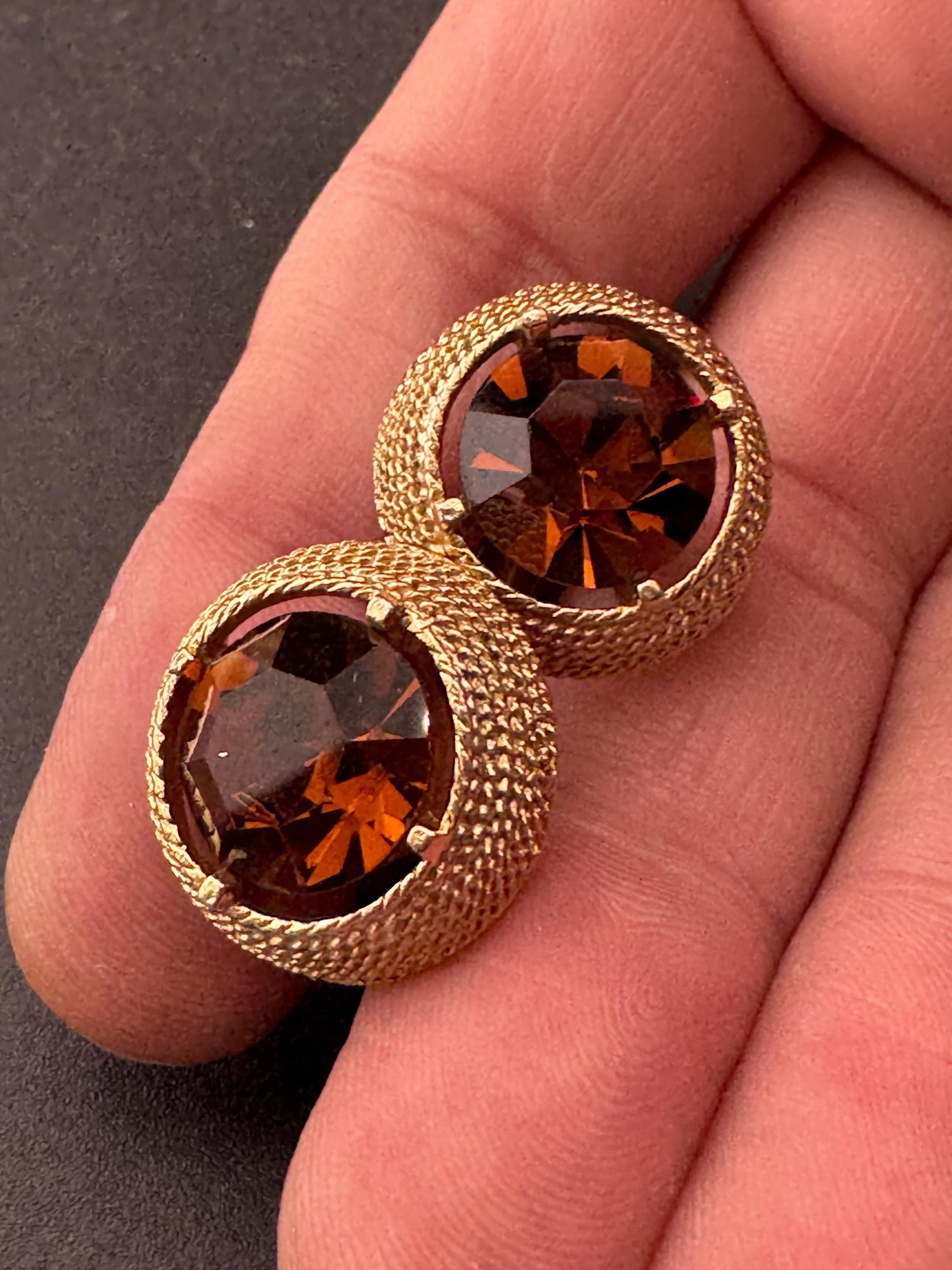 Vintage men’s gold cufflinks with brown cognac glass crystal Rhinestones, Brutalist 1970s