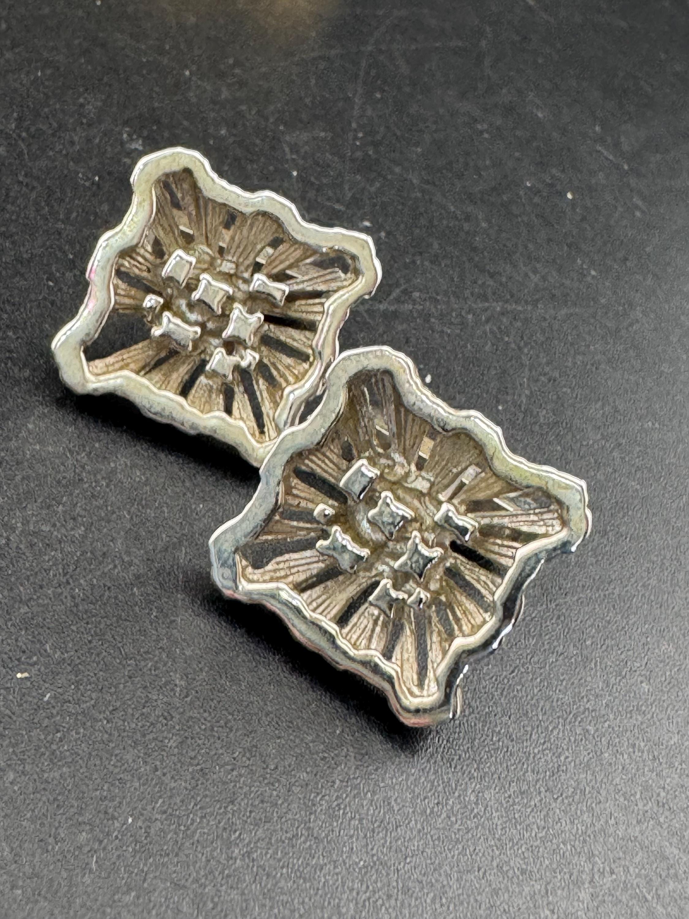 Vintage men’s brutalist 1970s square cufflinks, silver tone