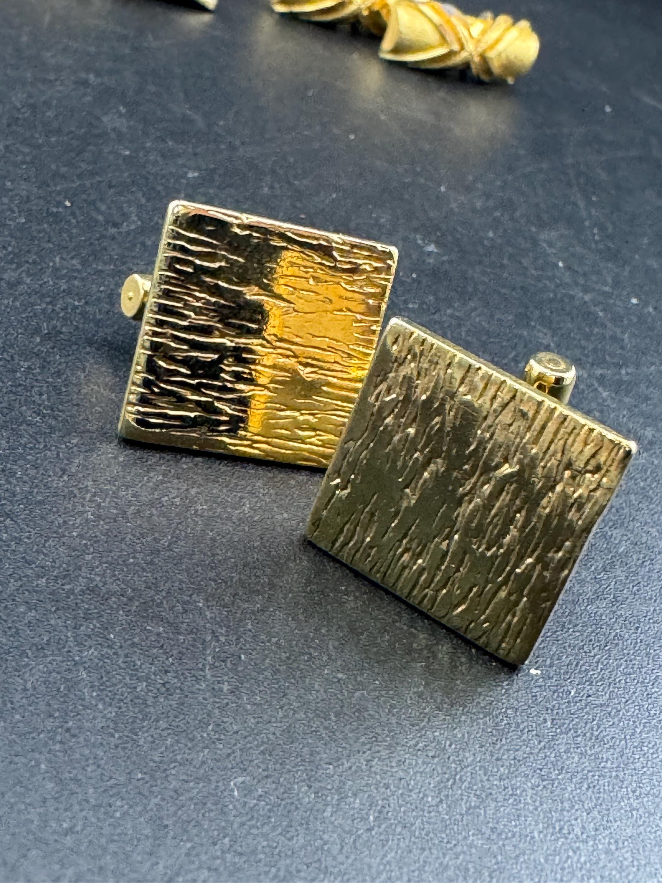 Brutalist 1970s men’s bark cufflinks vintage modernist design