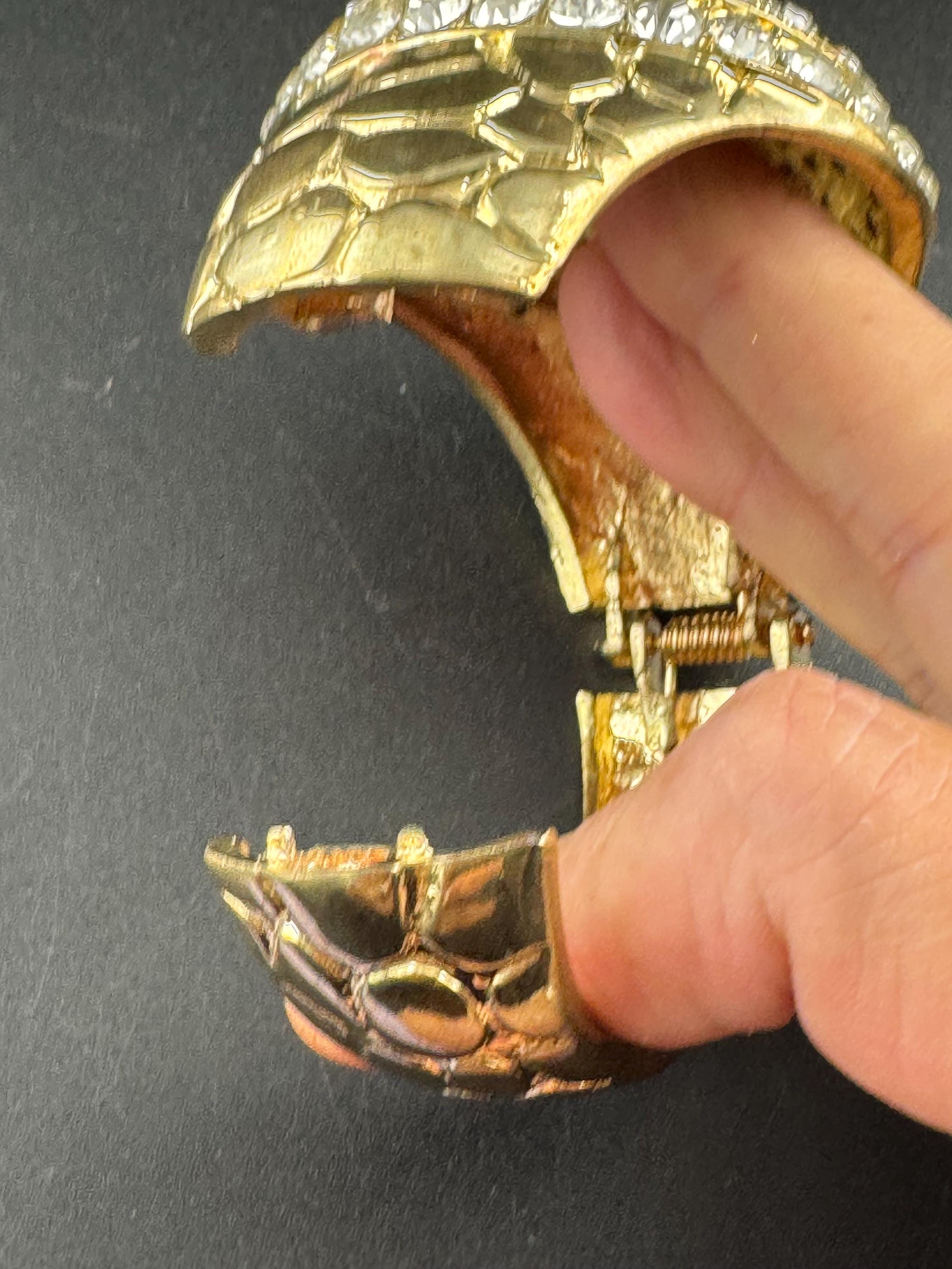 Vintage wide chunky clear diamanté  hinged clamper bangle