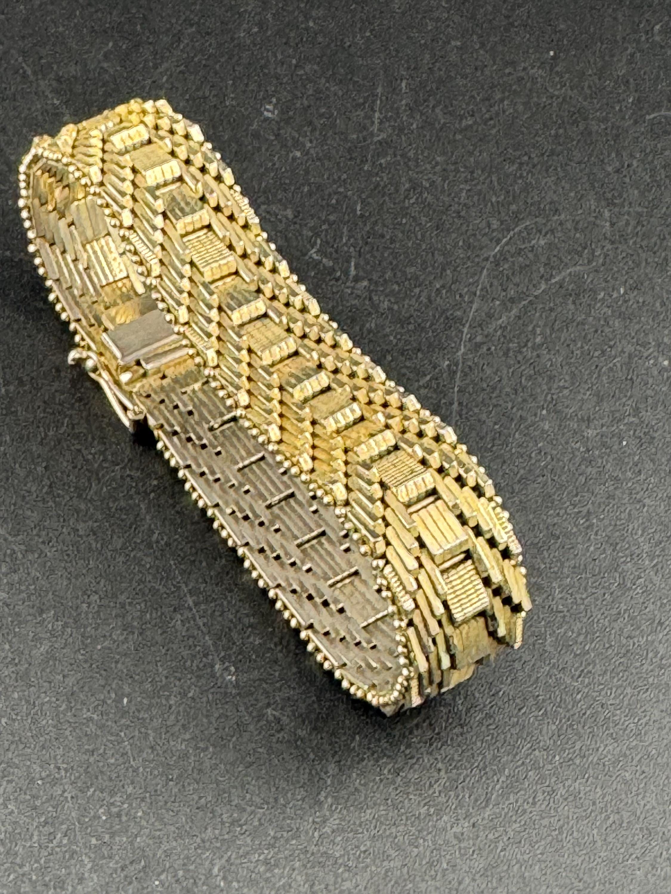 1970s Italian woven mesh gold plated textured flat bracelet