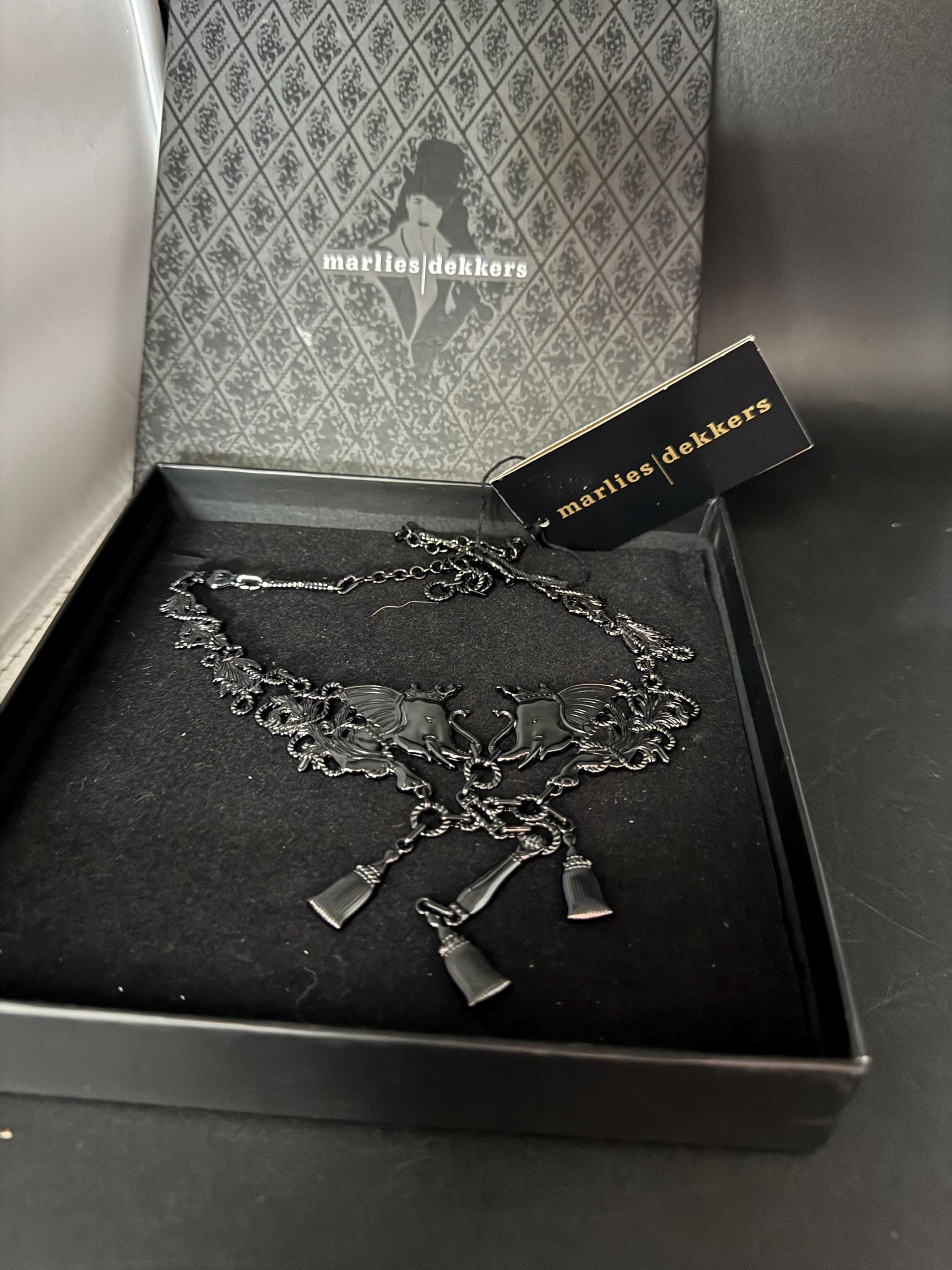 Designer Marlies Dekkers gun metal elephant bib necklace, Johan Maurits