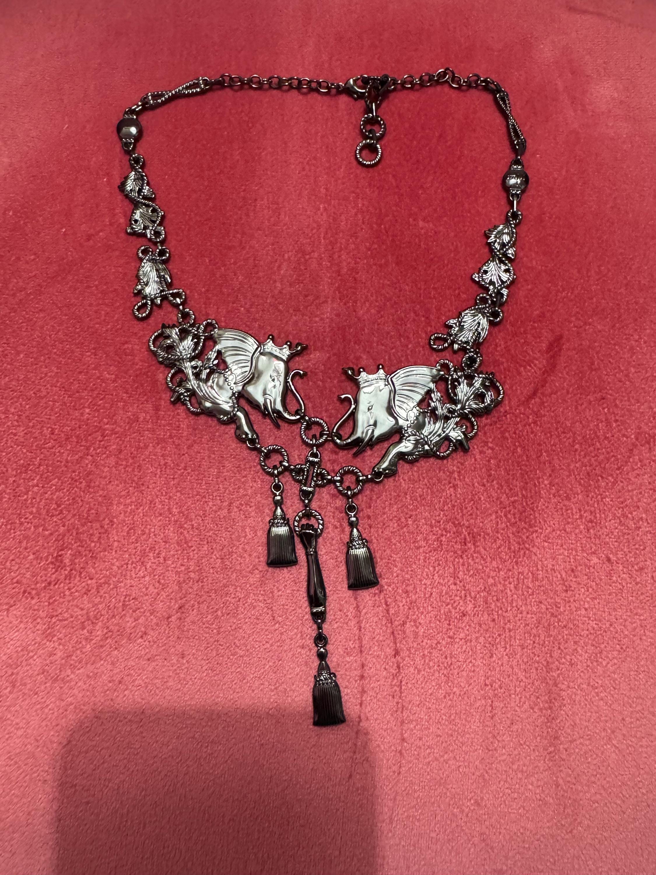 Designer Marlies Dekkers gun metal elephant bib necklace, Johan Maurits