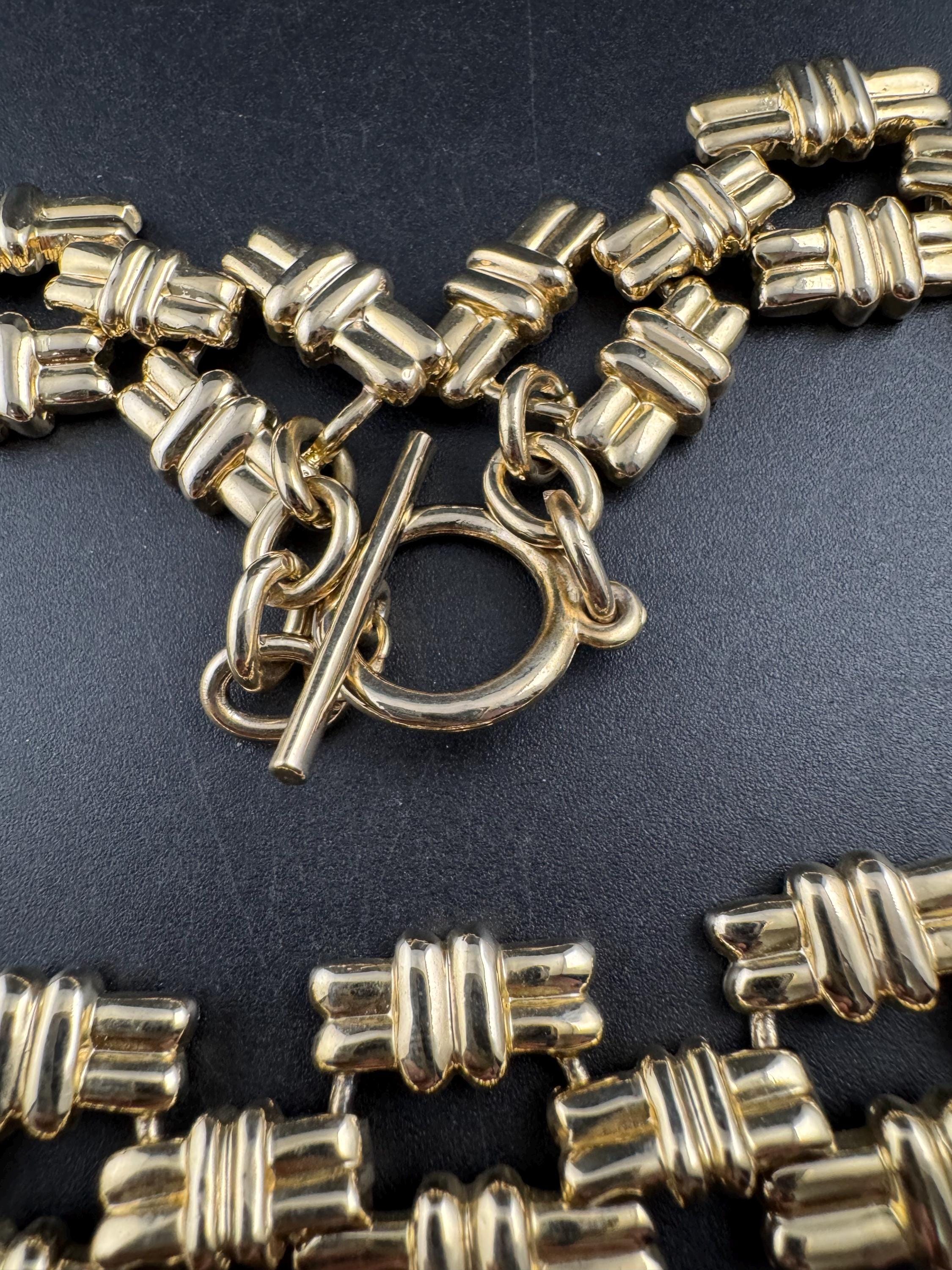 Vintage substantial 1980s wide textured cable link chunky gold tone choker necklace 42cm