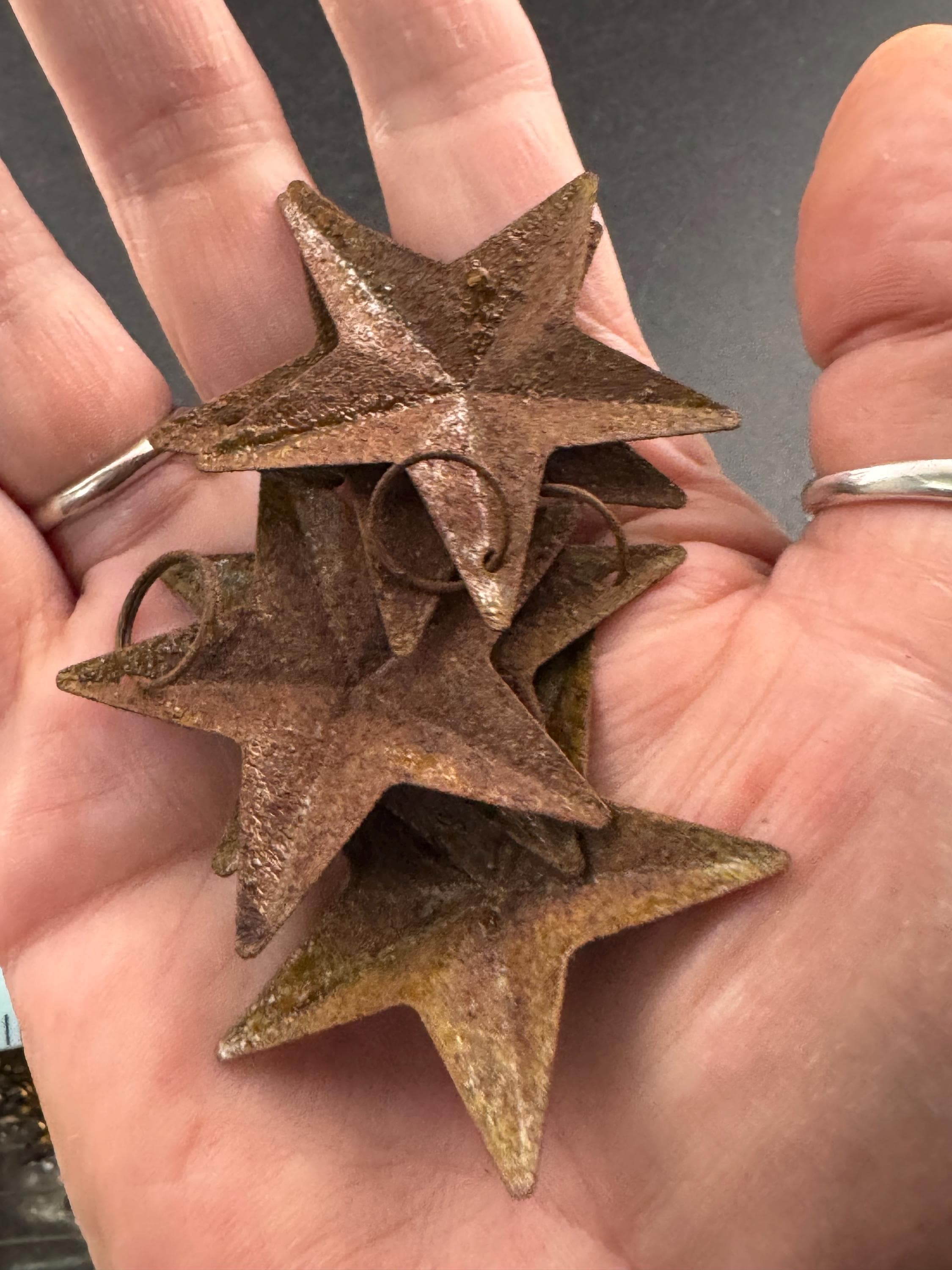 5 Rusty Metal Star Bells: Christmas Rustic Craft Supplies