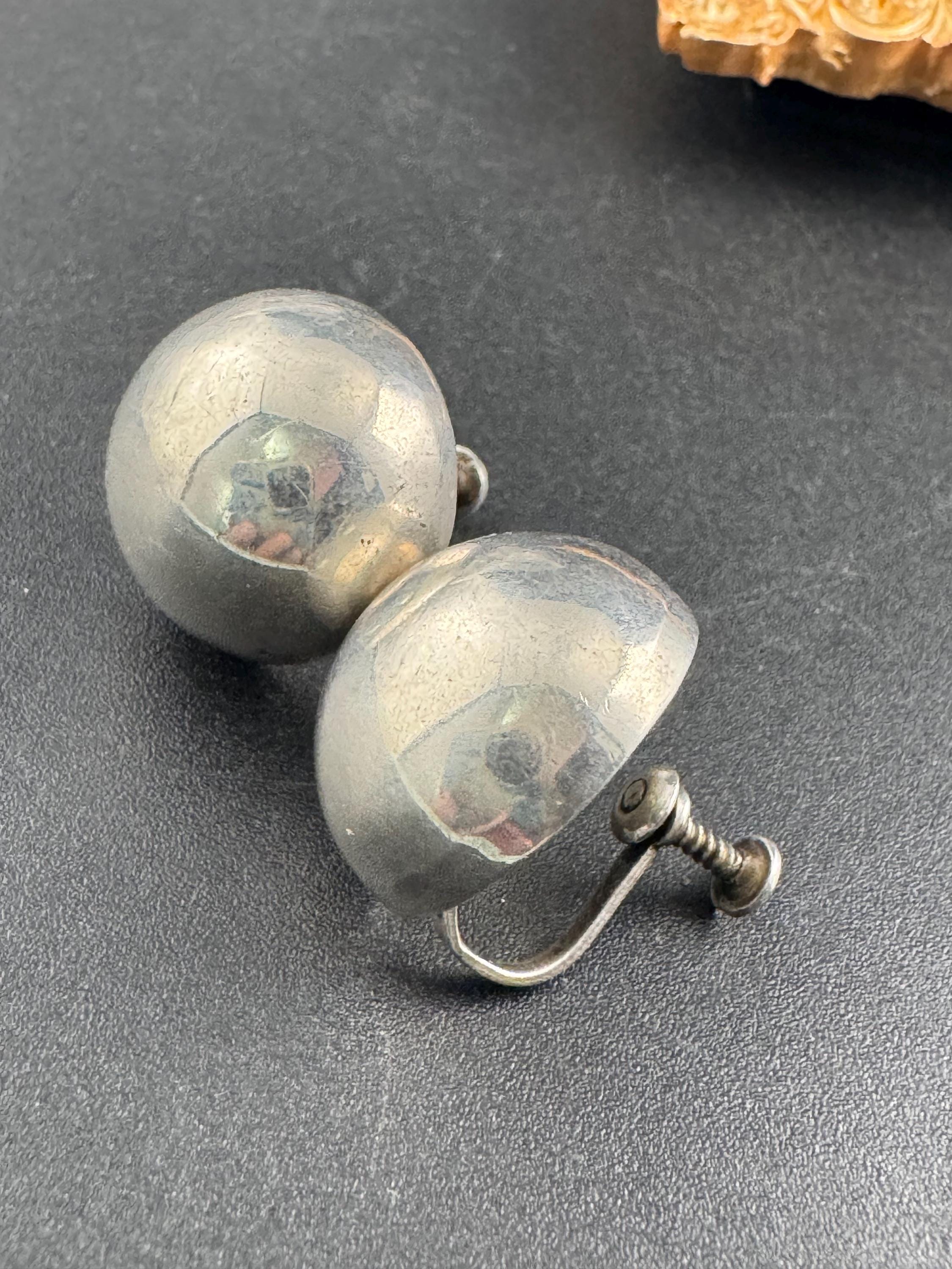 Vintage TAXCO rancho alecre dome earrings, 925 sterling silver clip on screw backs