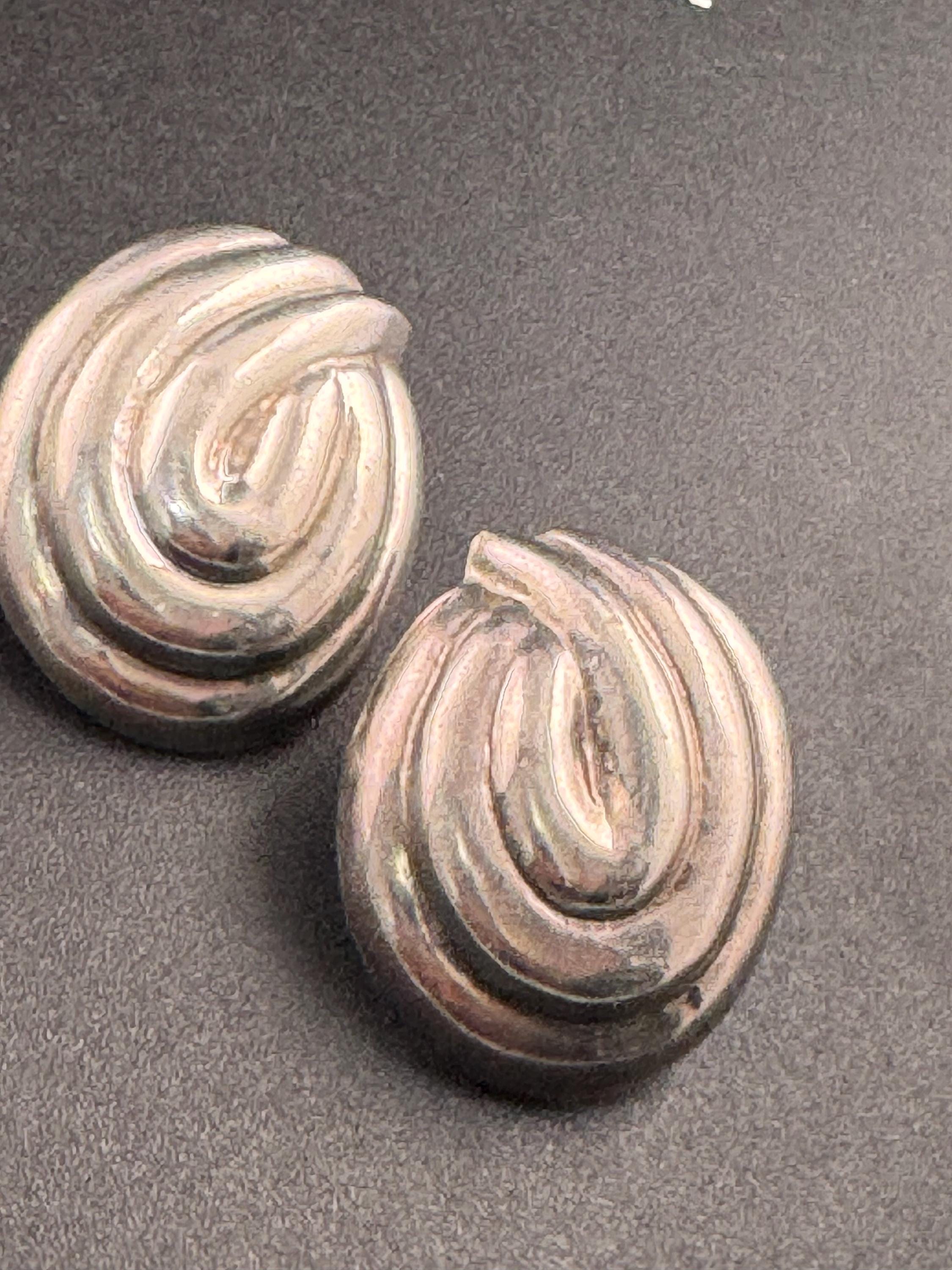 Large 925 sterling silver oversized modernist stud earrings for pierced ears, hollow
