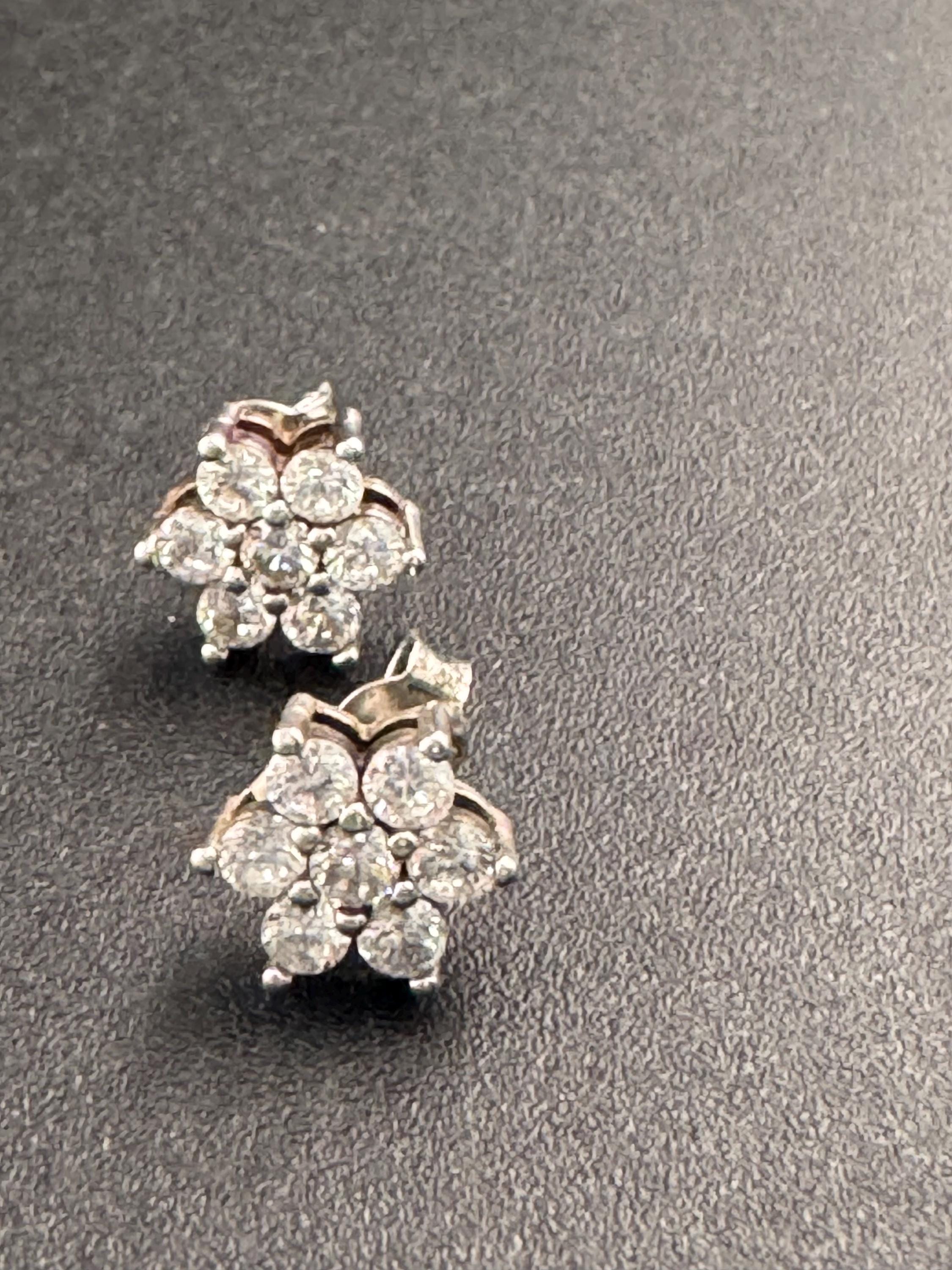925 Sterling silver floral clear crystal diamanté stud earrings pierced