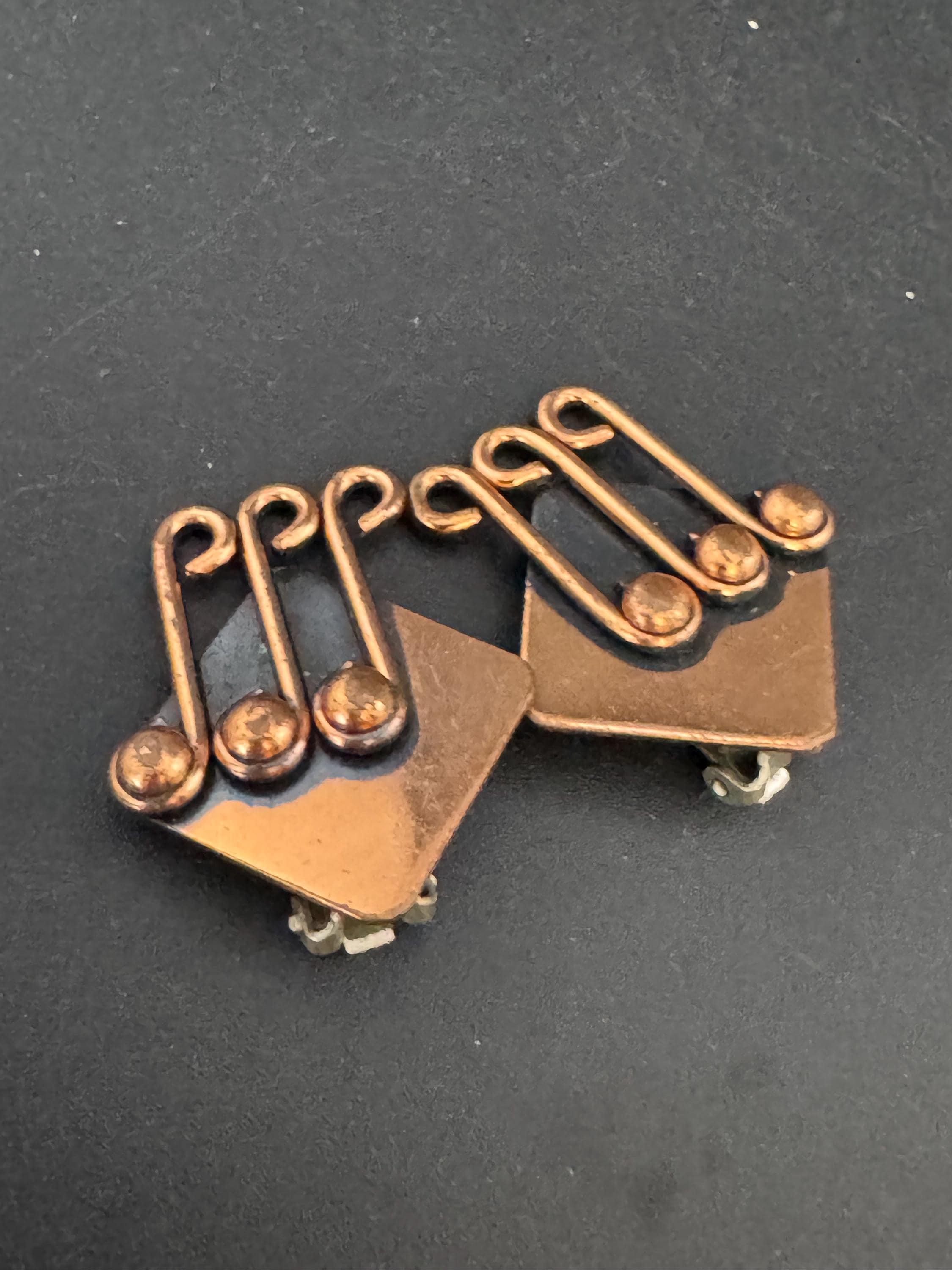 Modernist signed Renoir copper musical clip on earrings 1960s 1970s