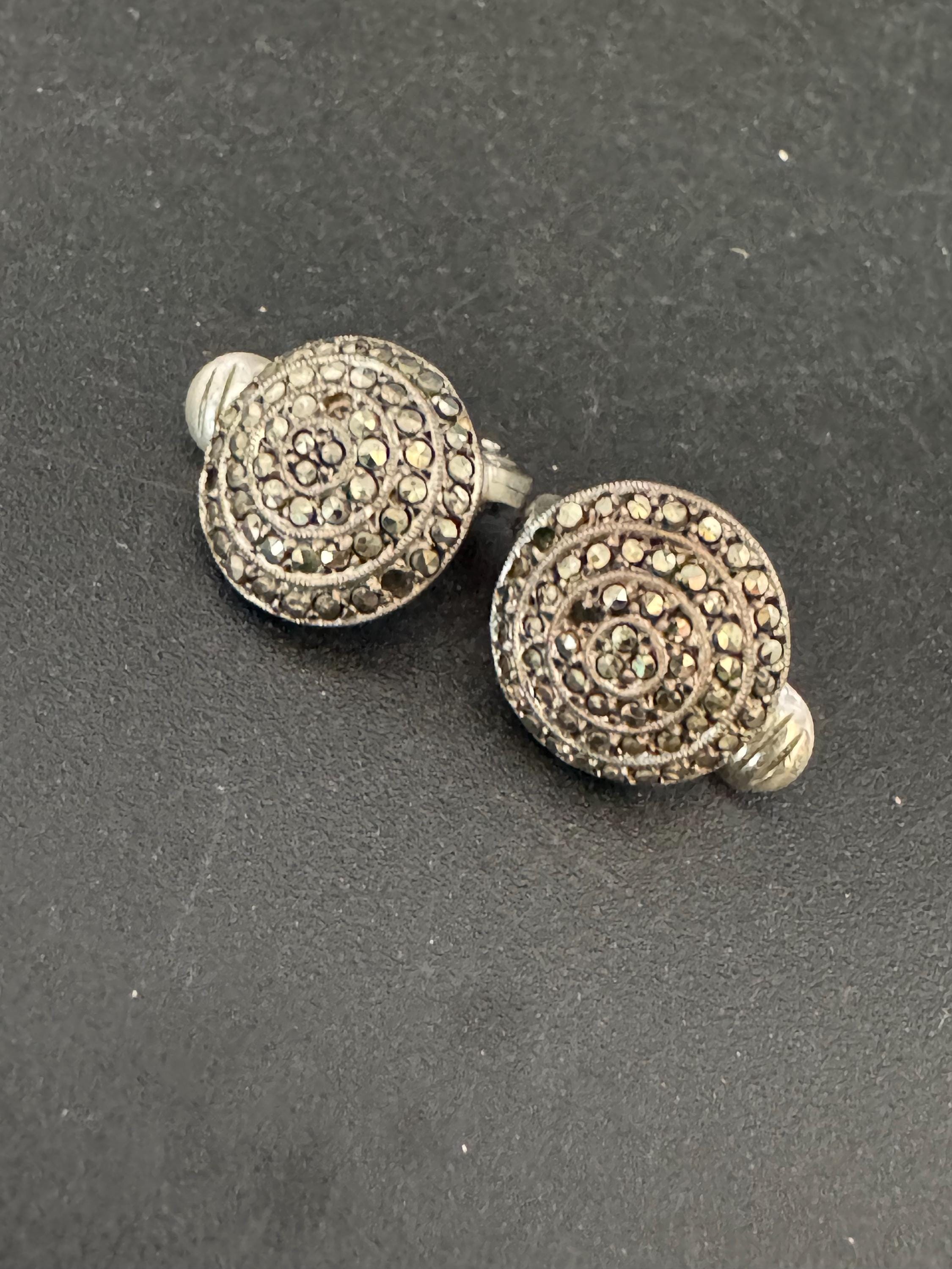 Vintage dainty French Marcasite small round Clip On Earrings,  Art Deco Style 50s