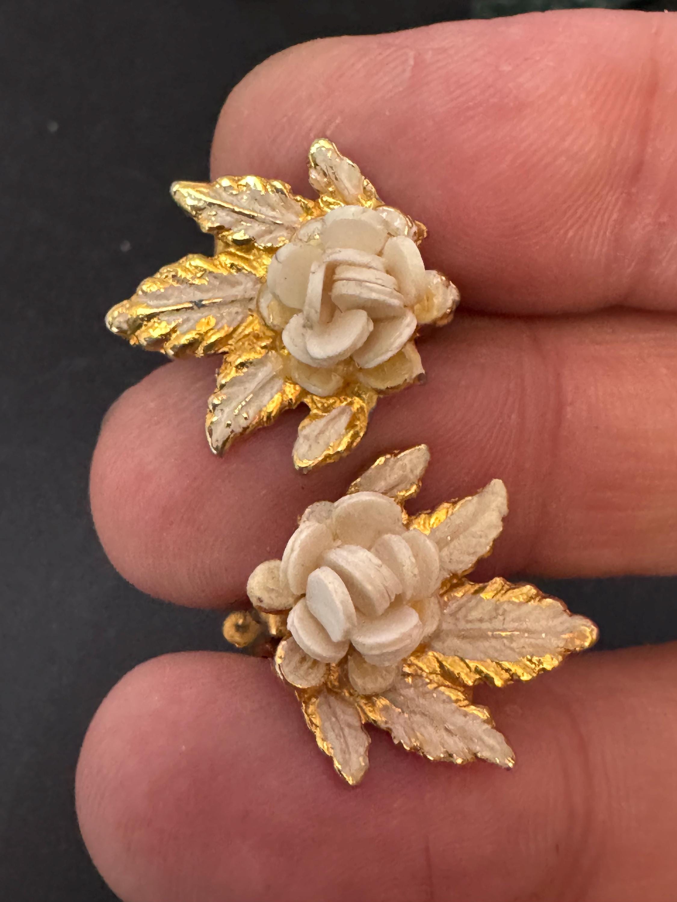 Vintage cream cold painted enamel floral rhinestone clip on earrings
