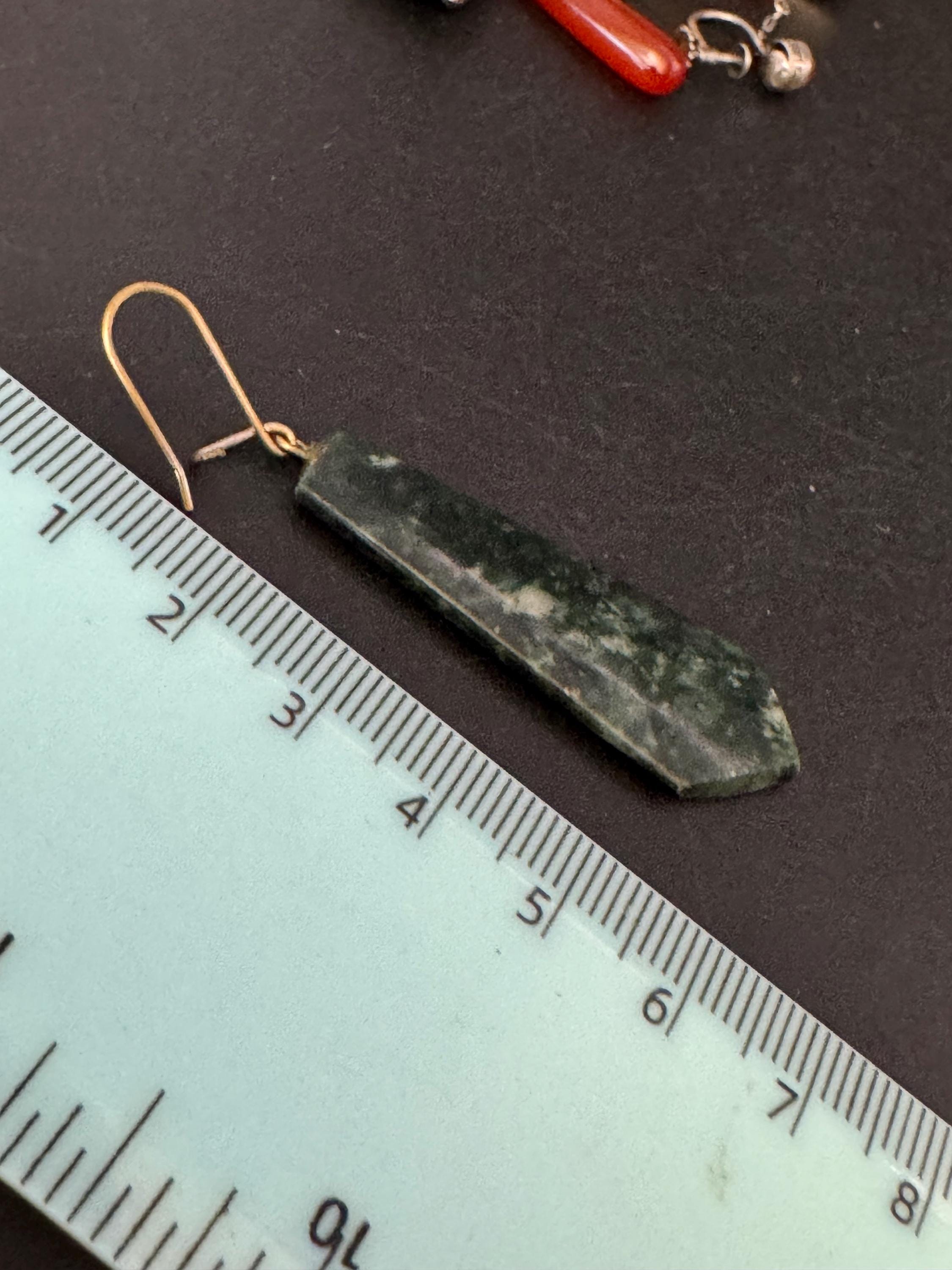 Vintage new Zealand POUNAMU gemstone long drop earrings,  pierced ears