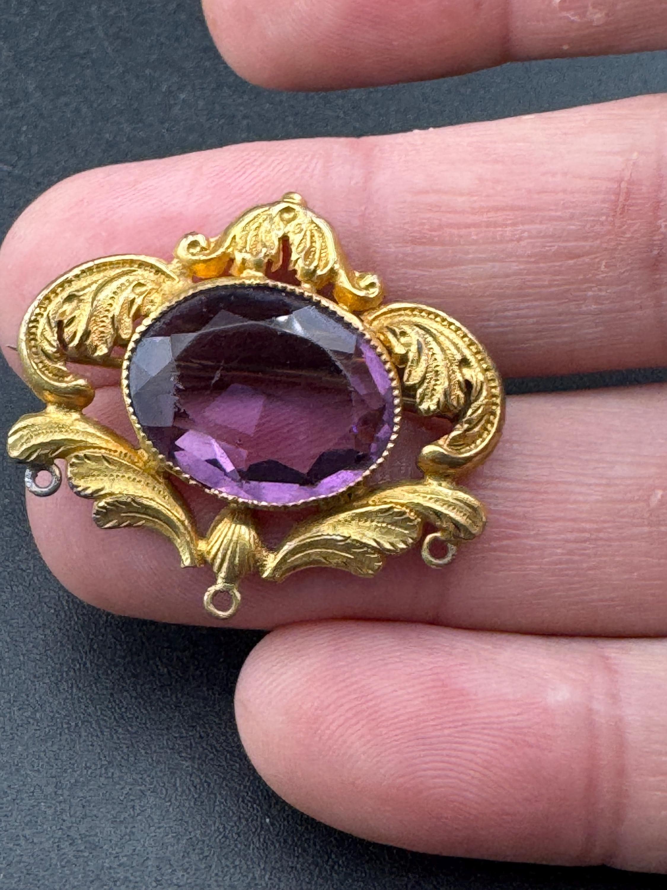 Antique oval amethyst rhinestone brooch,  gilt metal pin, Victorian 1900s