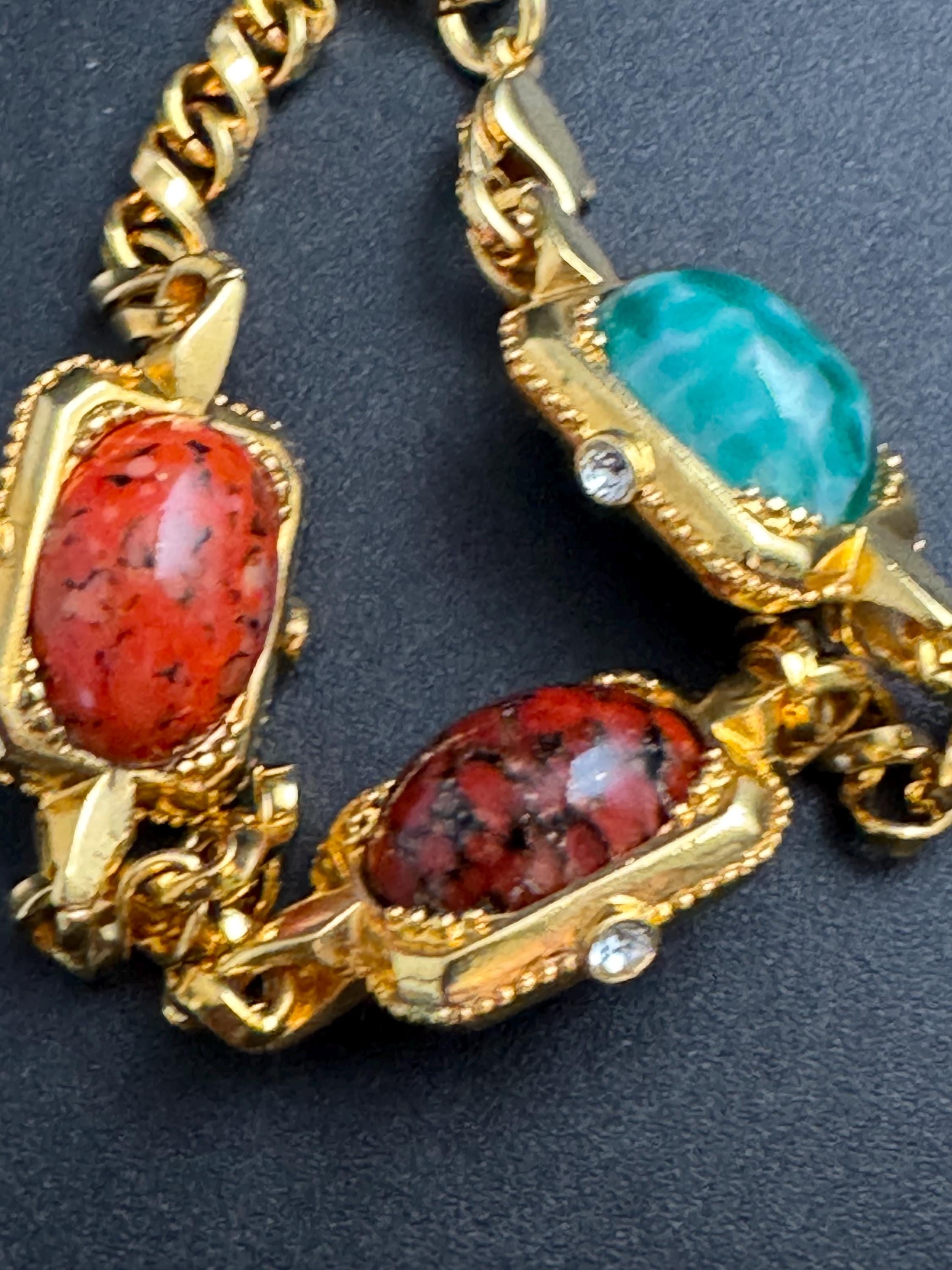 JBK Jacqueline Kennedy Peking glass cabochon Bracelet, vintage gold tone