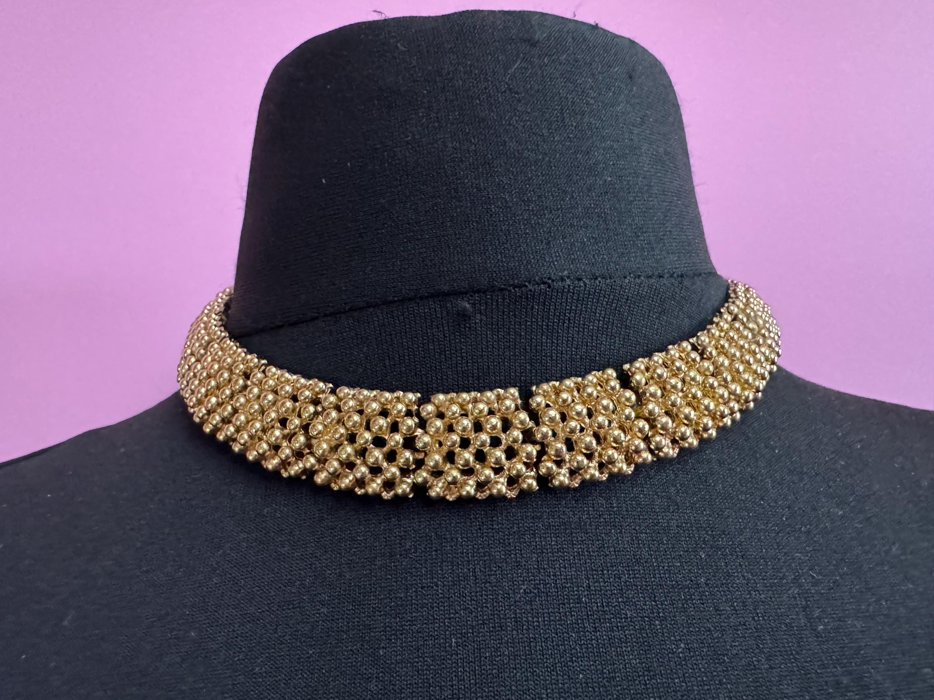 Vintage wide panel link choker necklace 43cm, gold tone ball bead brutalist