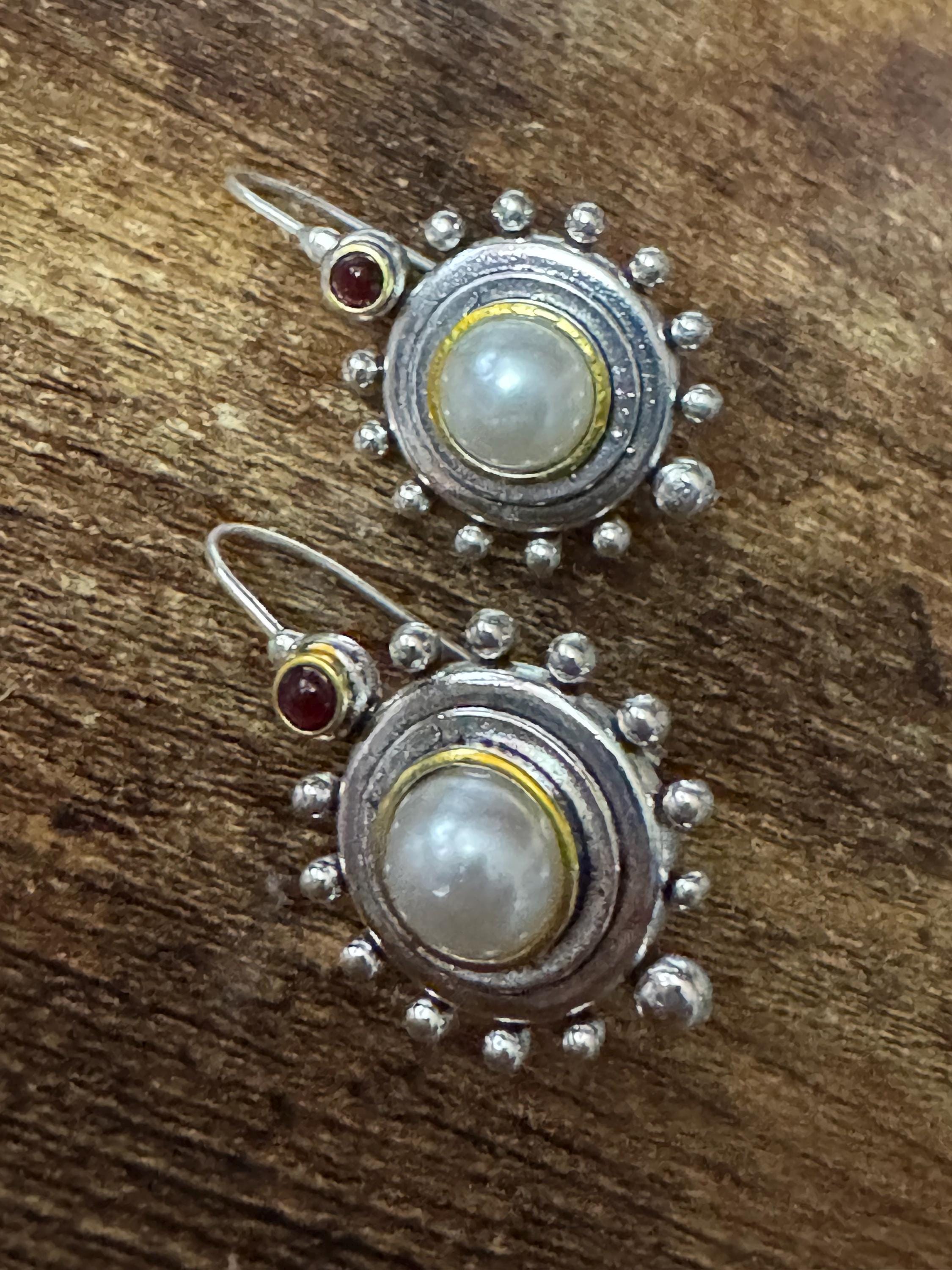 Private listing J Matthew  silver tone faux pearl long drop earrings pierced