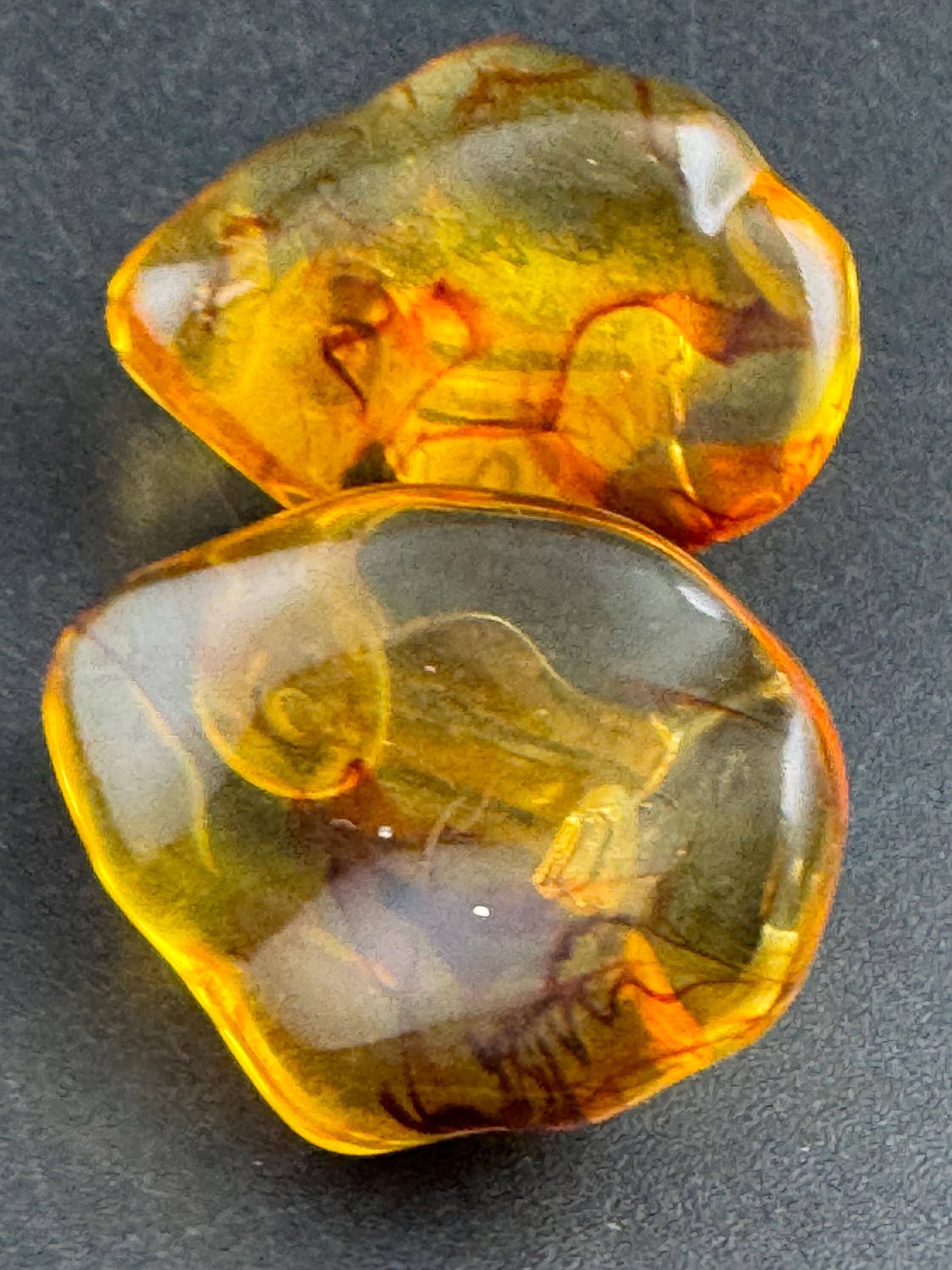 Vintage Plastic Amber Brown acrylic nugget clip on Earrings