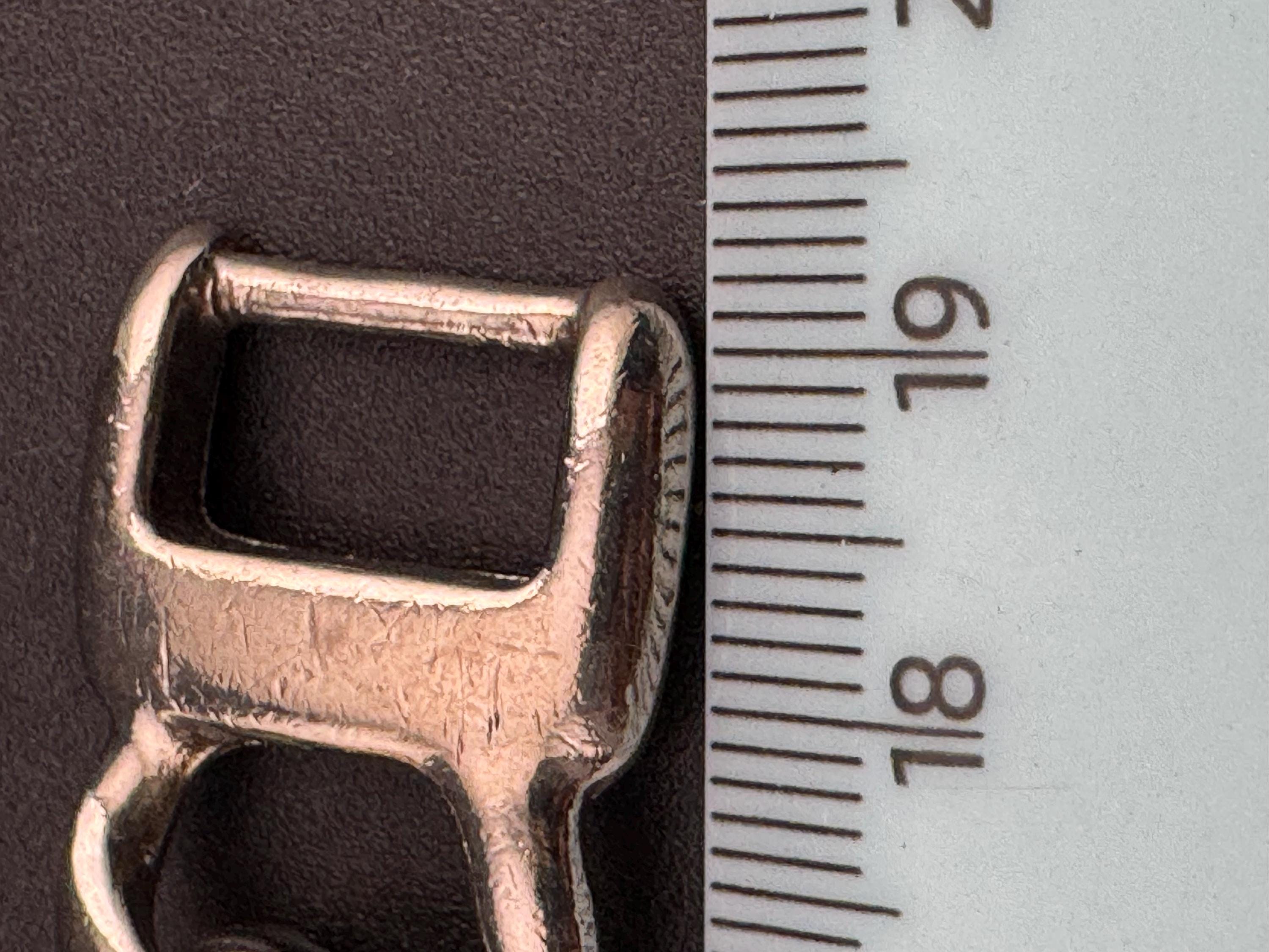 Vintage signed AGATHA PARIS chunky silver curb bracelet, French designer