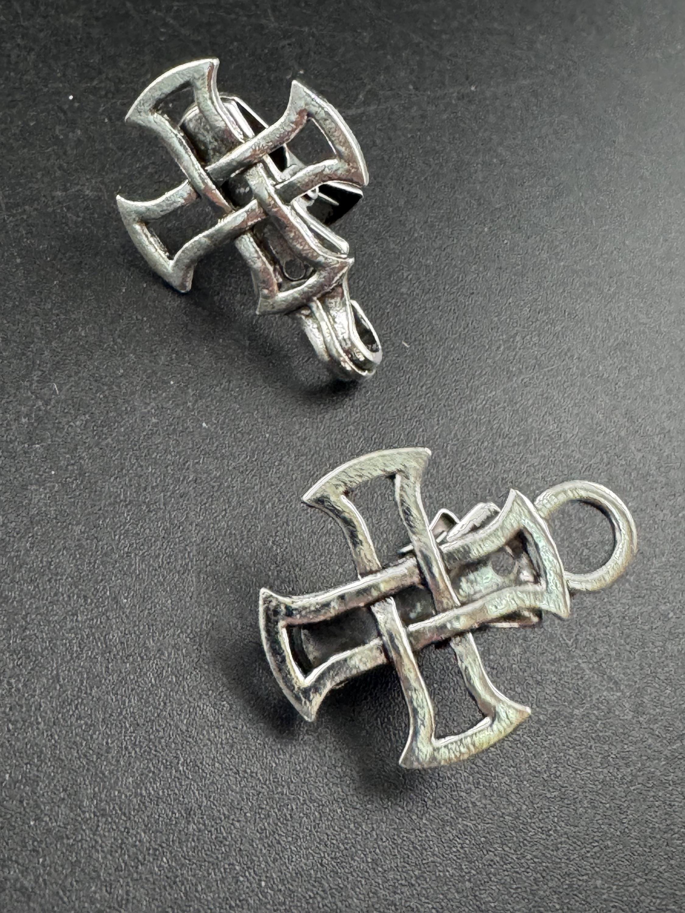 Silver Celtic medieval style cross cardigan cloak clasp clip, spring hinged closure