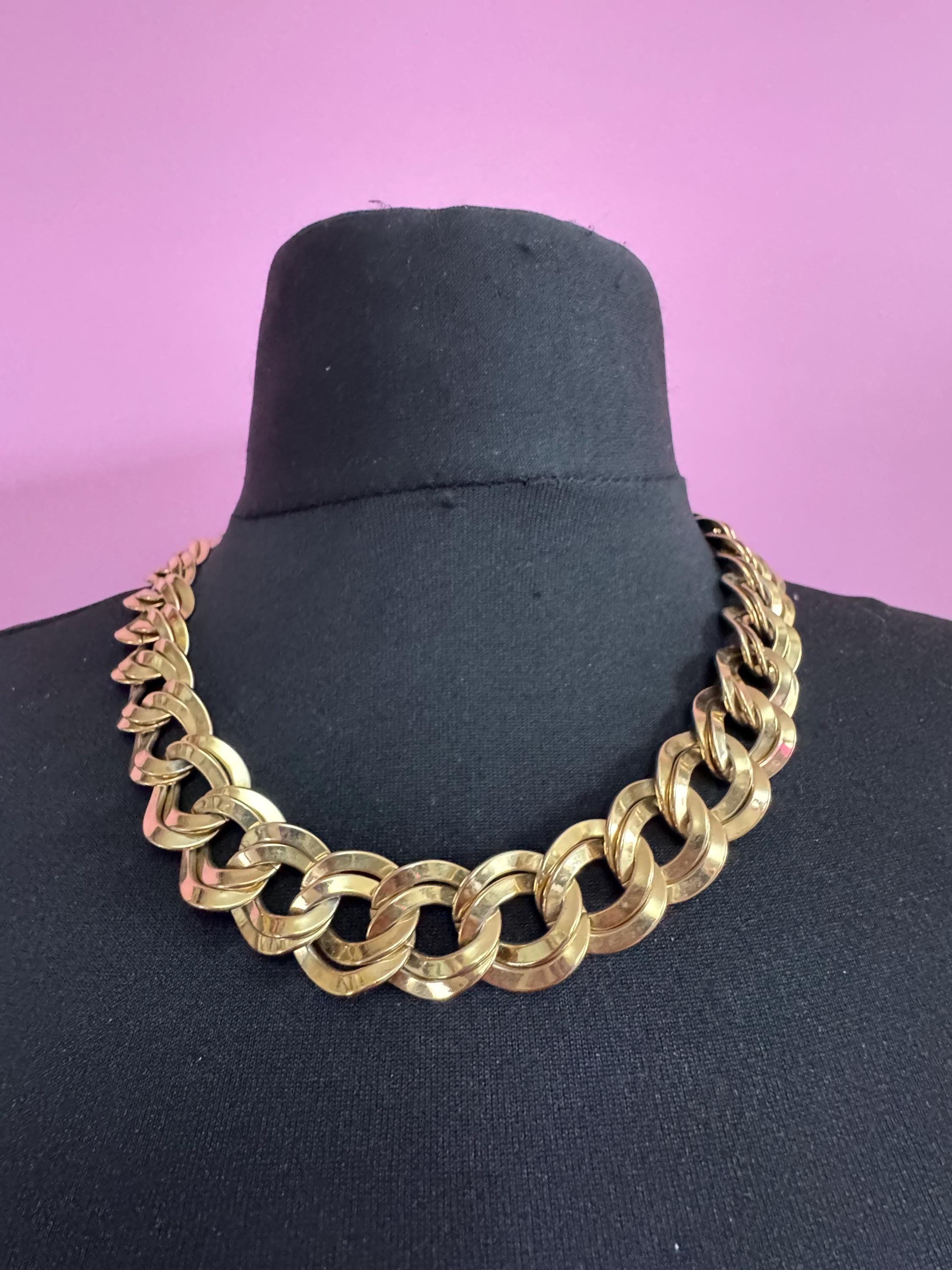 Retro 1980s wide link chunky gold tone double curb link choker necklace