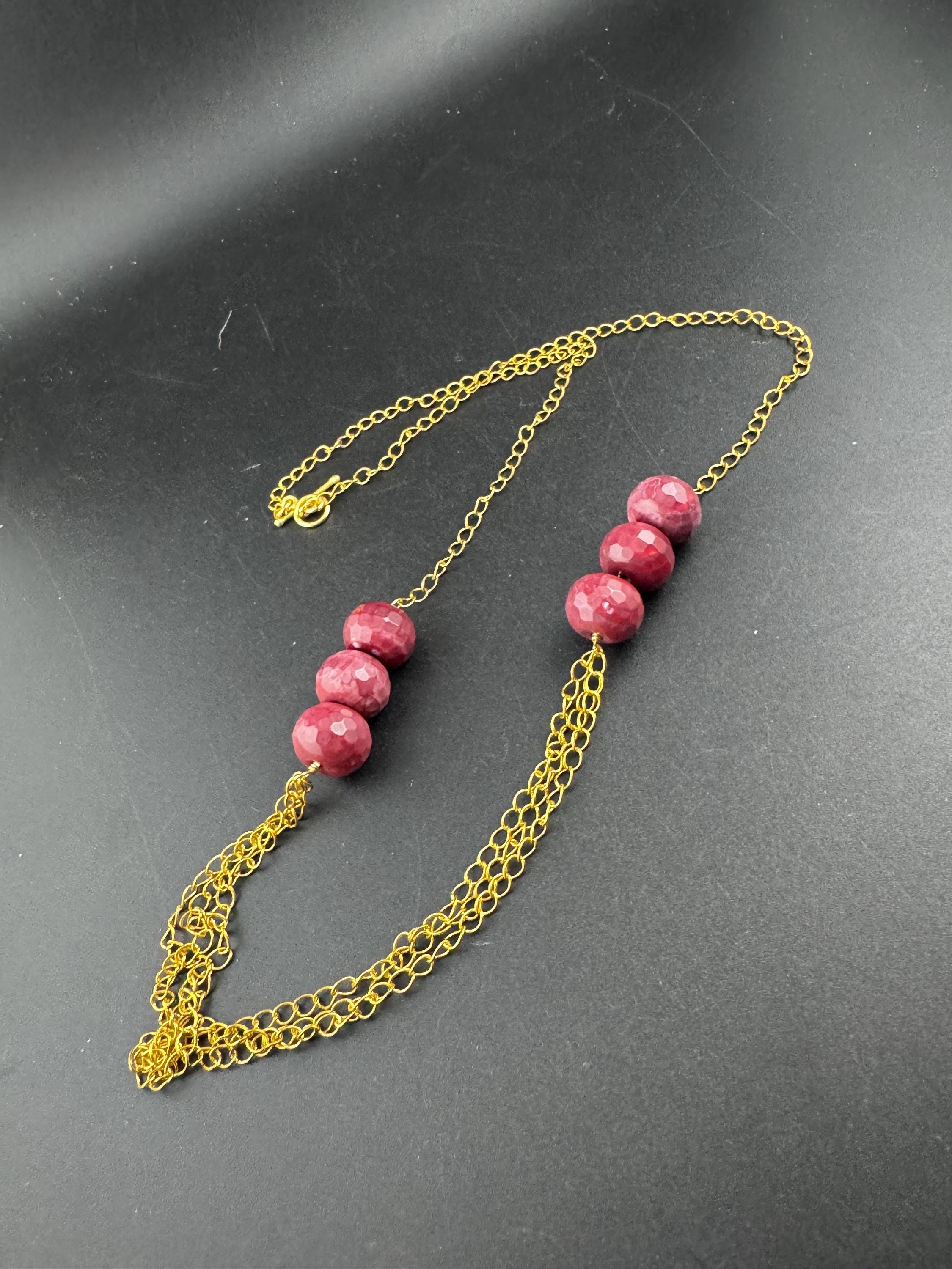 Vintage pink gemstone beaded gold chain necklace 71cm, weighty piece