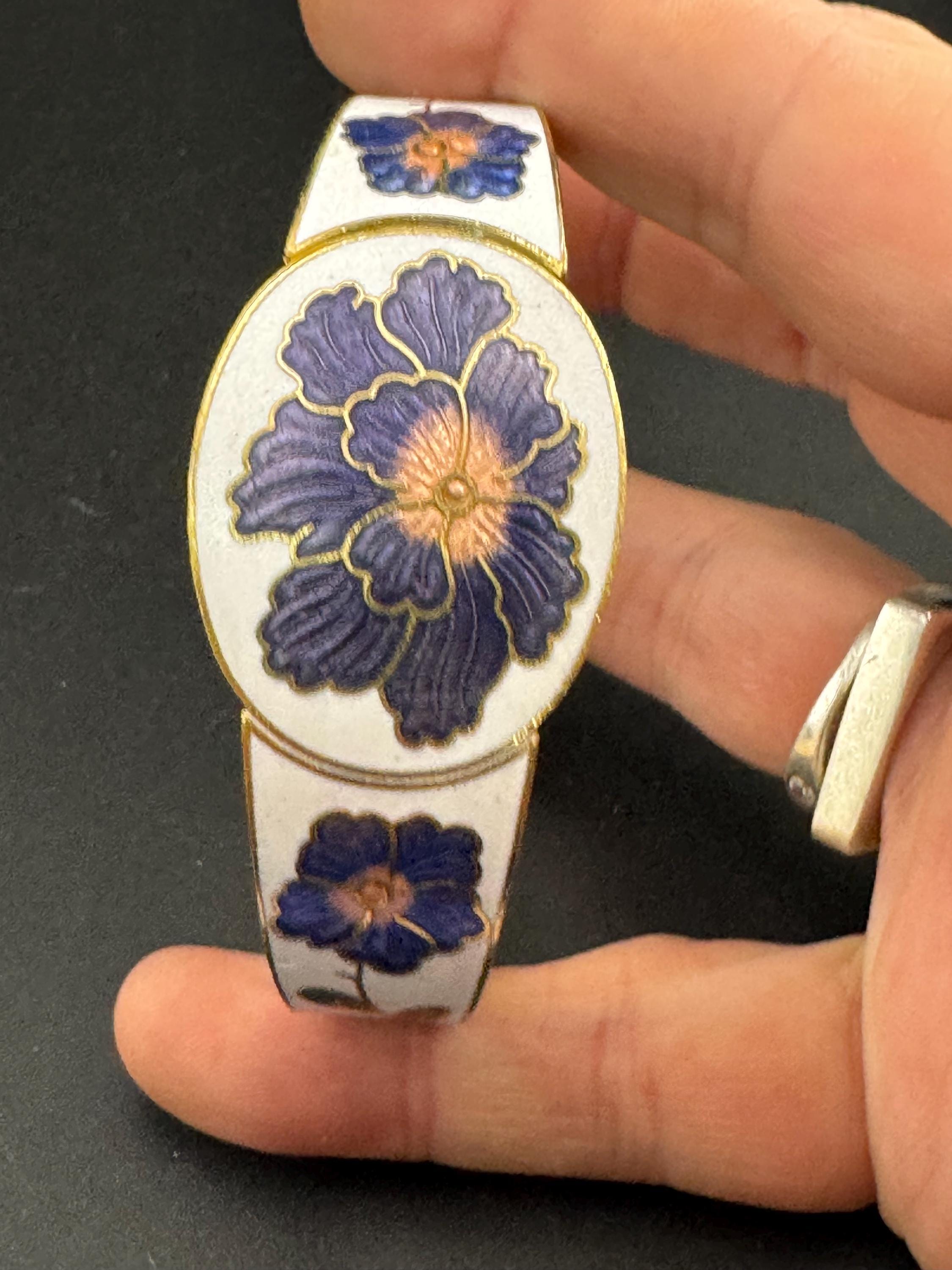 Vintage white blue enamel cloisonne clamper bangle:  floral design 1980s 1990s