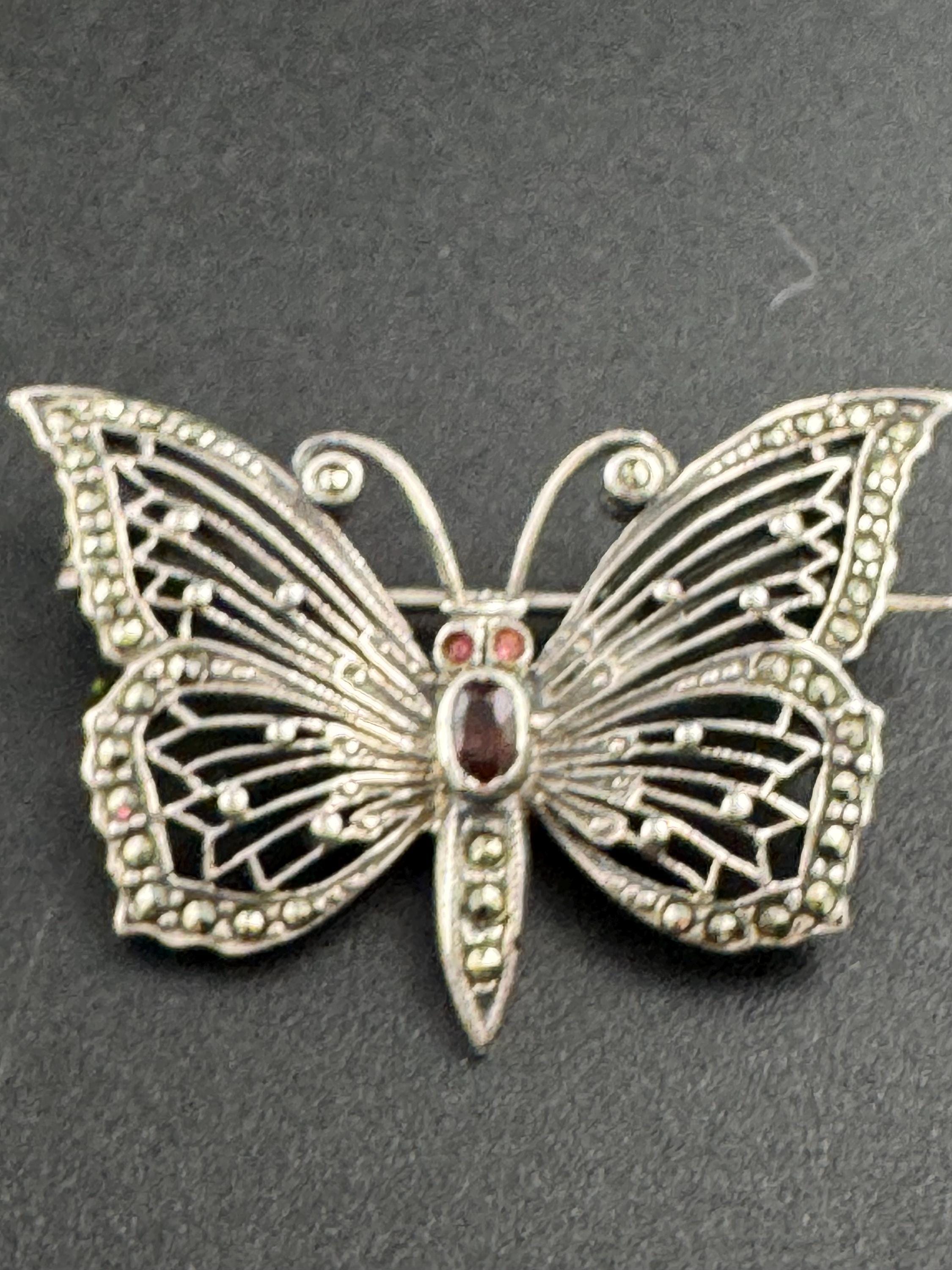 Vintage amethyst and sterling 925 silver marcasite butterfly brooch pin 5.2 grams
