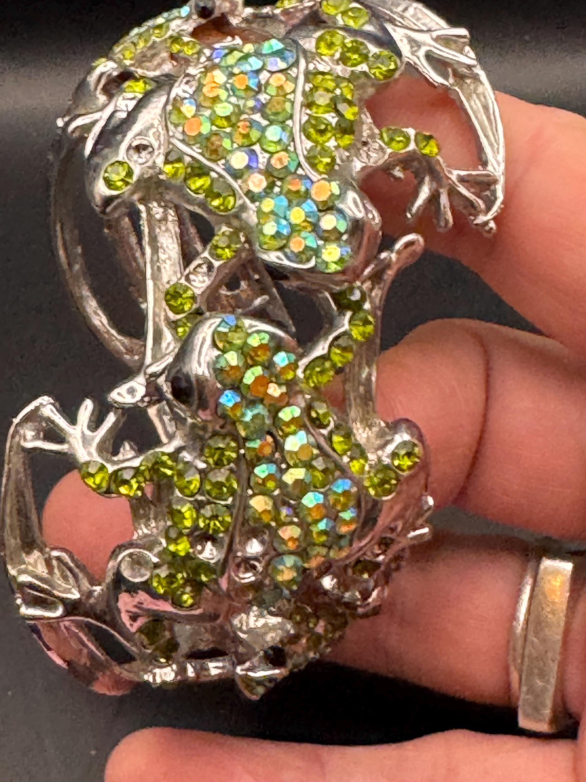 Novelty diamanté frog Clamper Bangle, green ab crystal silver tone rhinestone Bracelet.