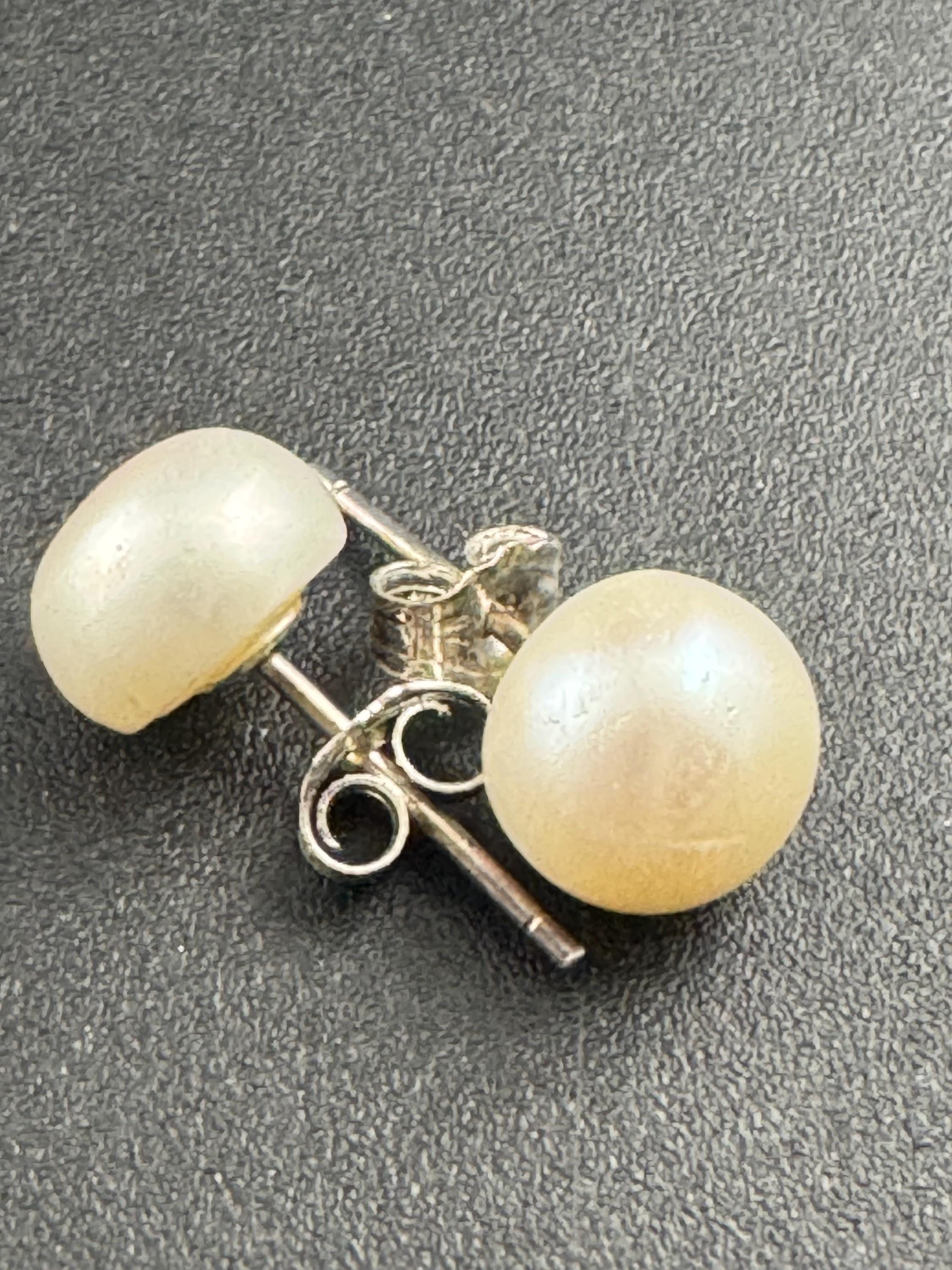 Sterling 925 Silver dangly natural freshwater pearl stud Earrings Pierced