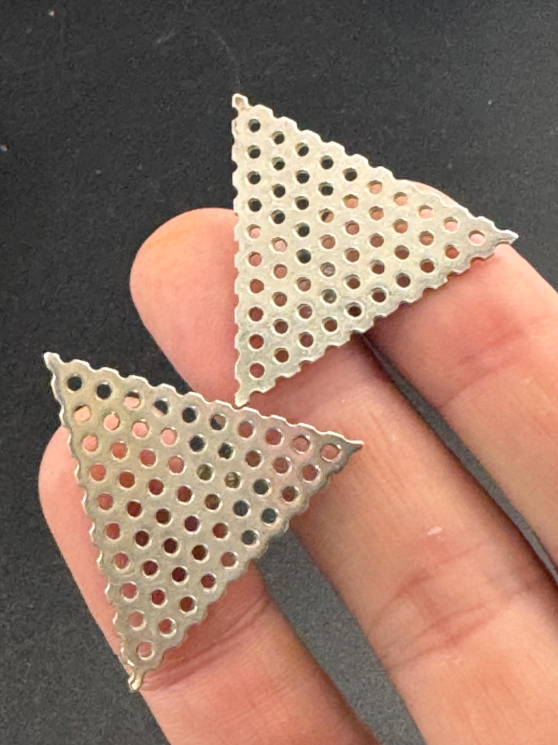 Vintage 925 modernist sterling silver triangule pierced stud earrings 3.4cm