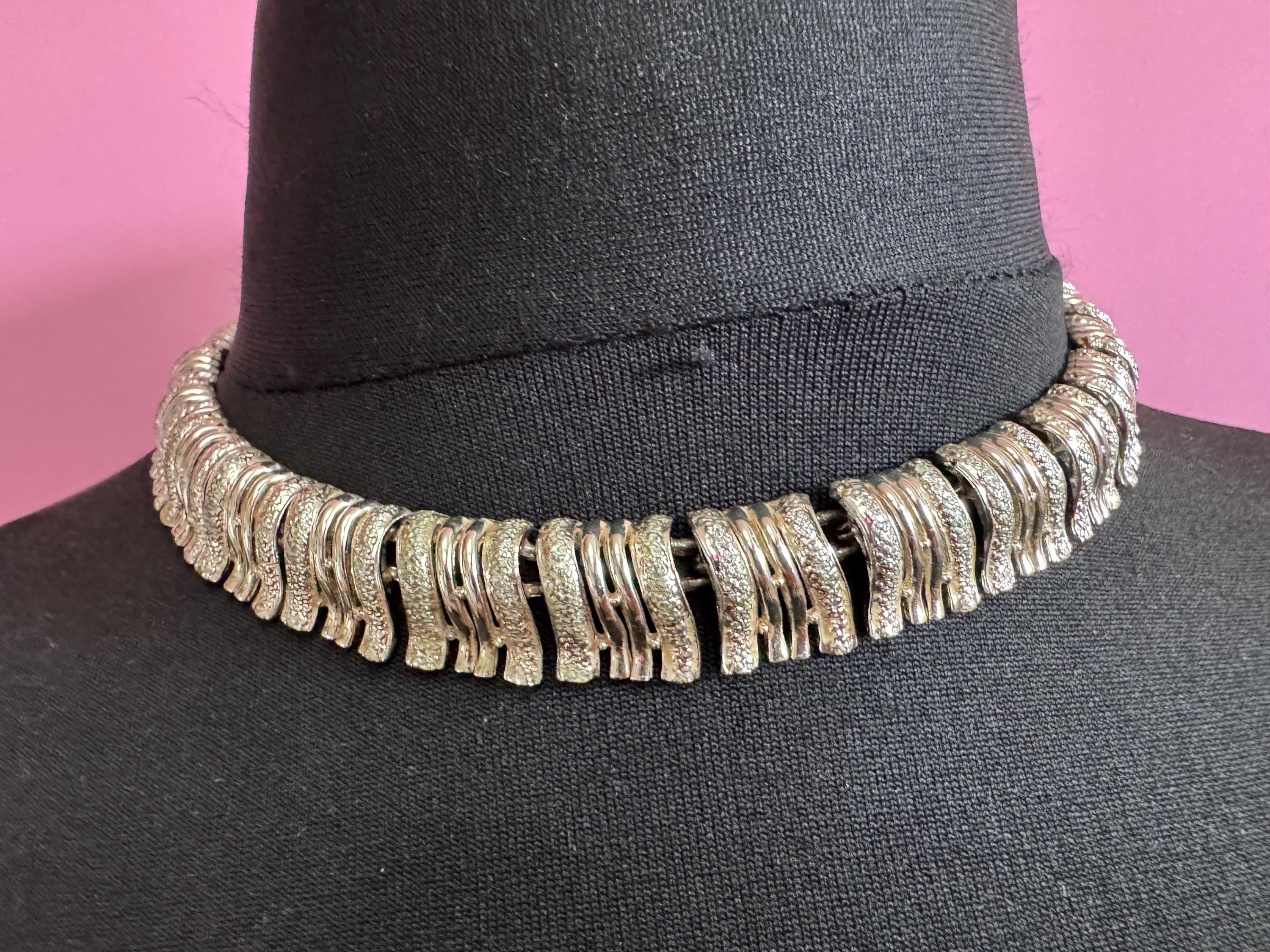 Vintage wide panel Link choker necklace, silver tone 1950s