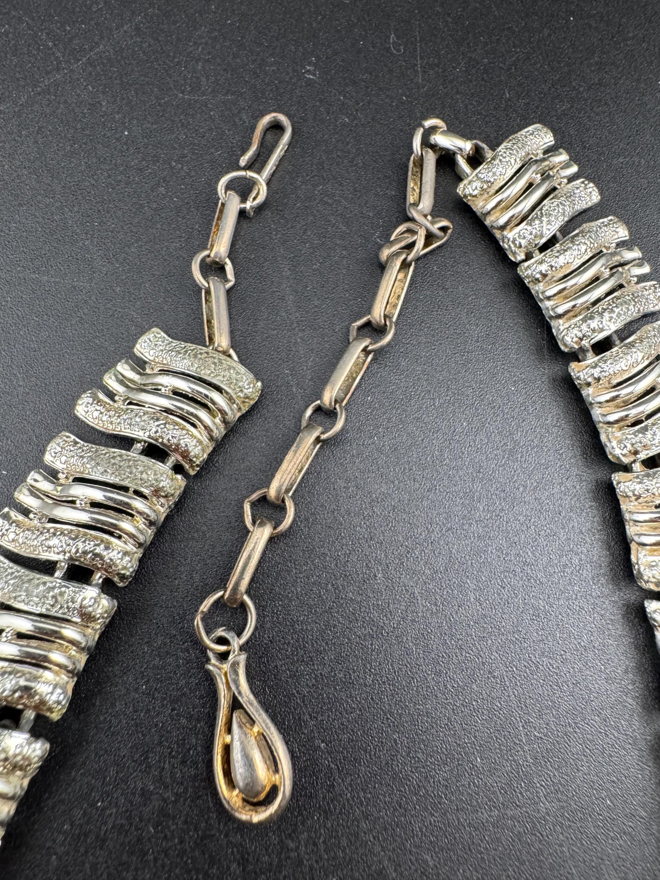 Vintage wide panel Link choker necklace, silver tone 1950s